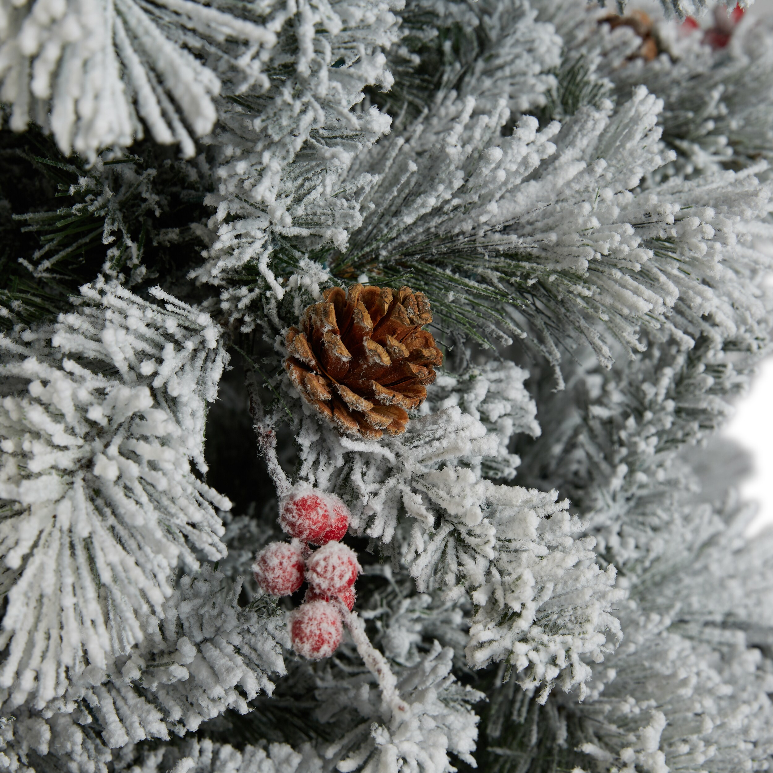 GE 22003LO Artificial-Christmas-Trees - View #9