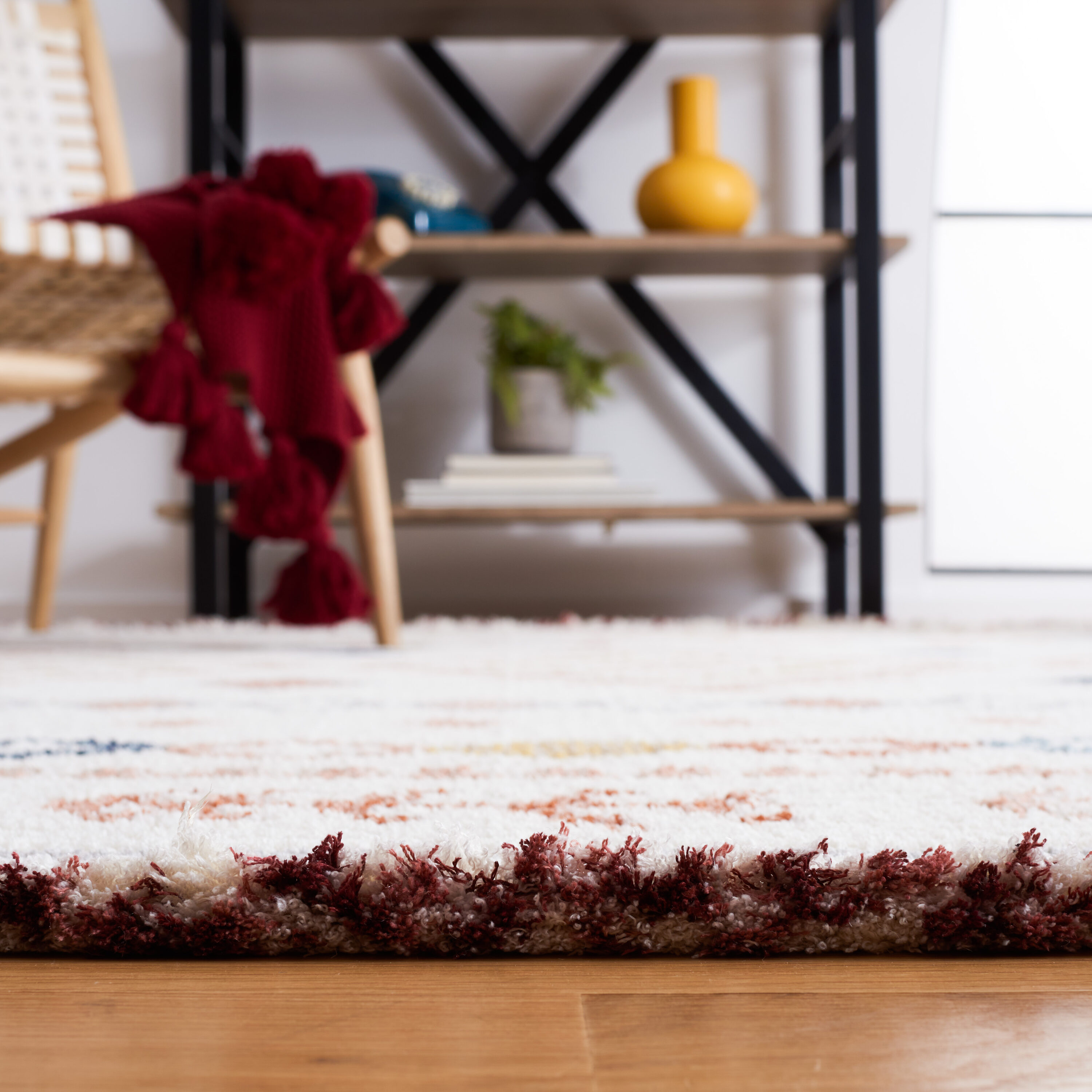 Safavieh MRK606A-5 rugs - View #5