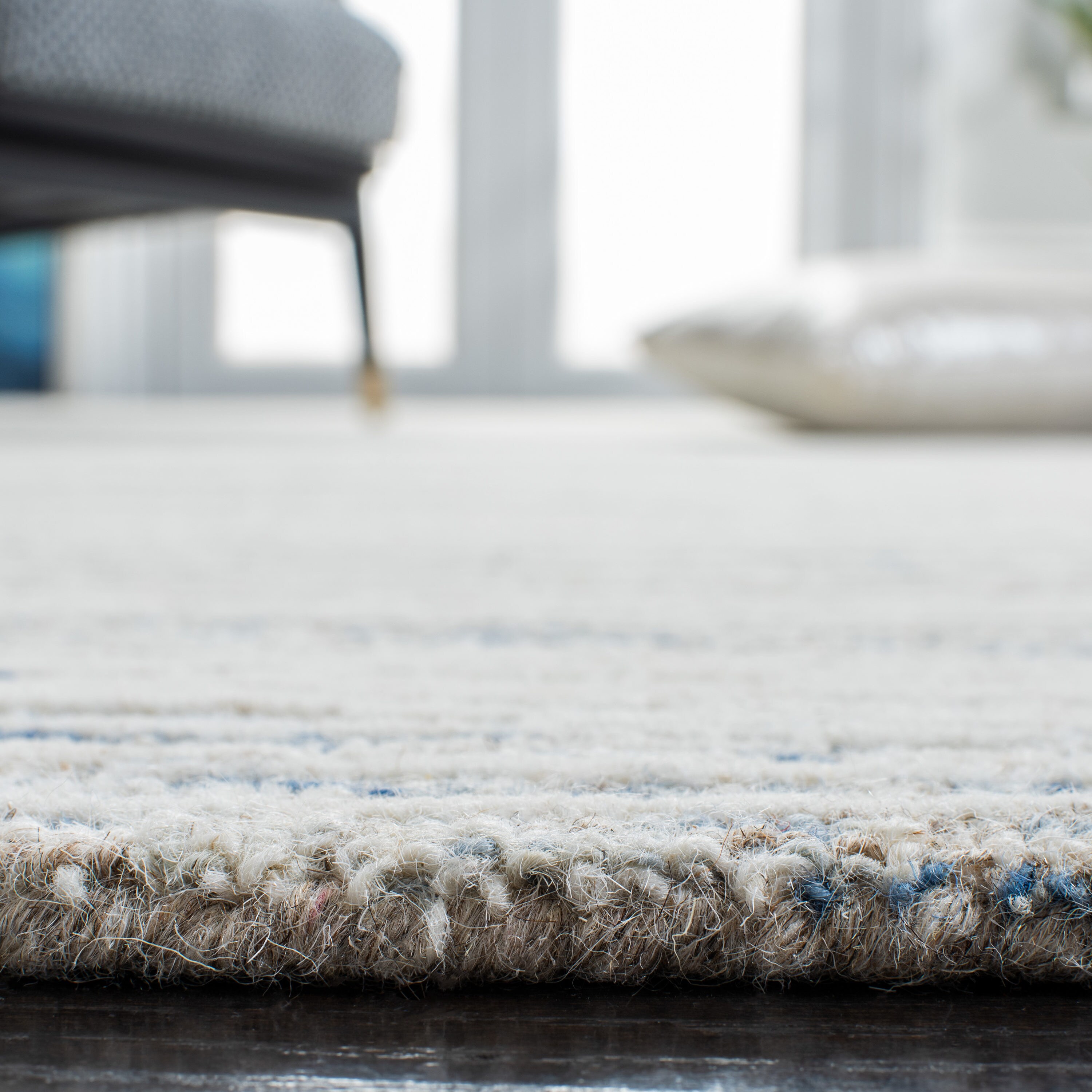 Safavieh MET995L-4 rugs - View #7