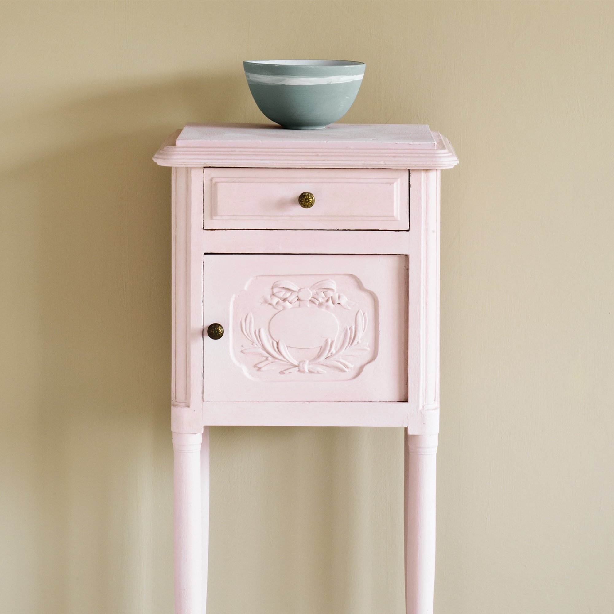 Annie Sloan P053ANT.X101.01 Cabinet-Furniture-Paint - View #2
