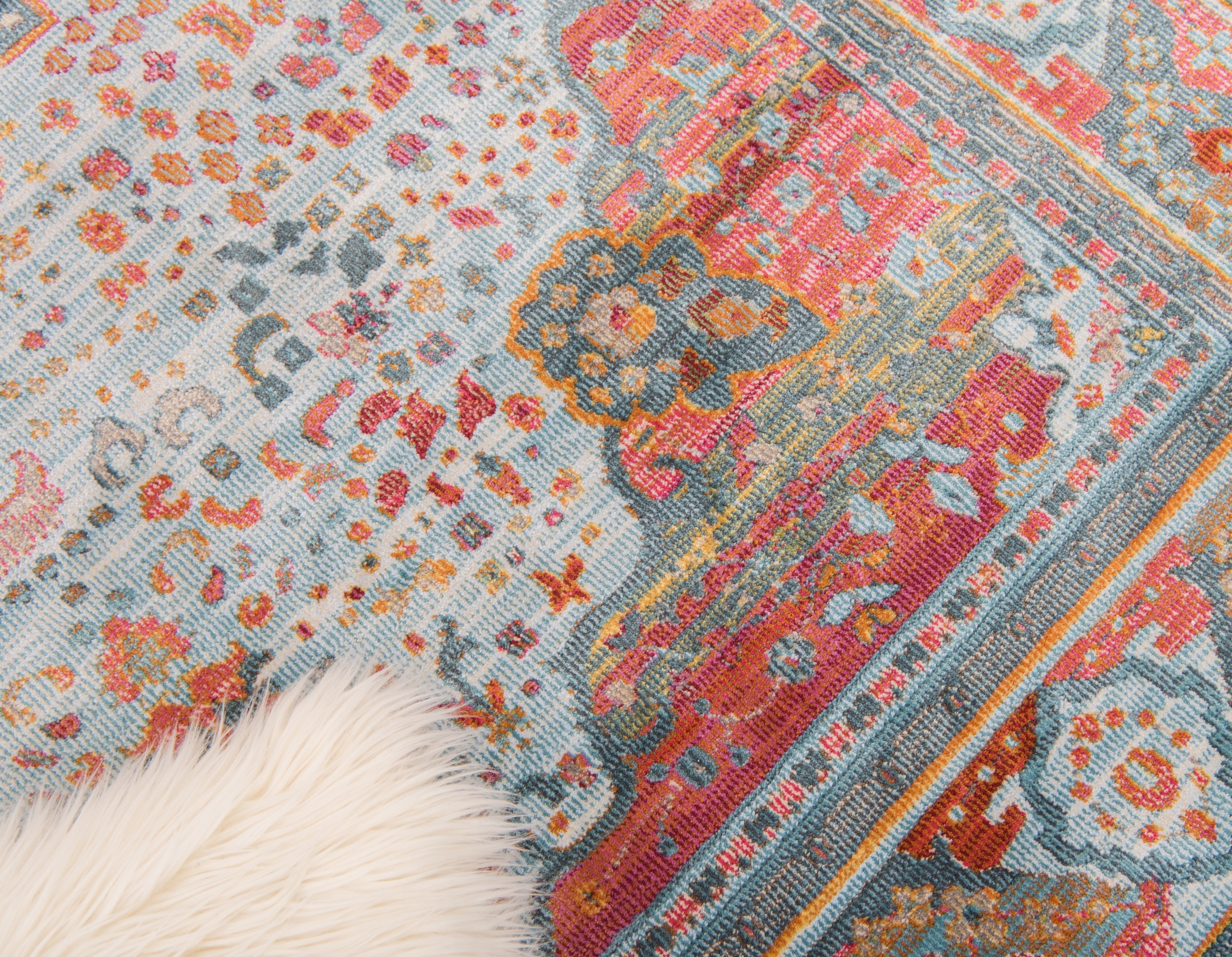Reversible Easy-Care Synthetic Rug in Light Blue, 2' 2" x 3' 1"