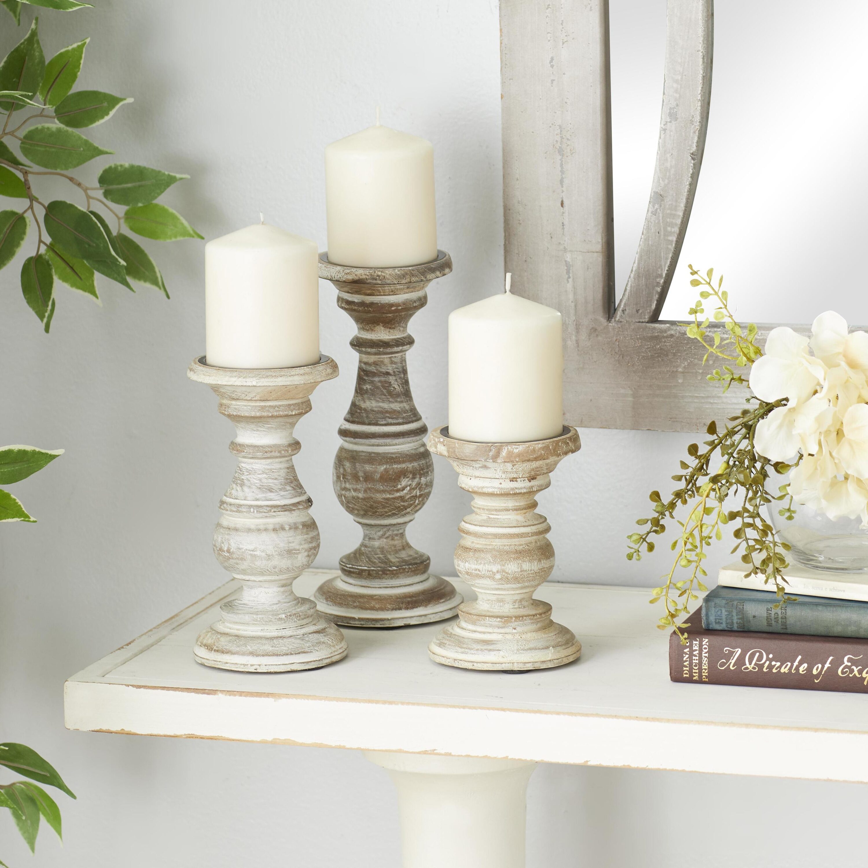 Grayson Lane 51326 3 Candle Wood Pillar Candle Holder