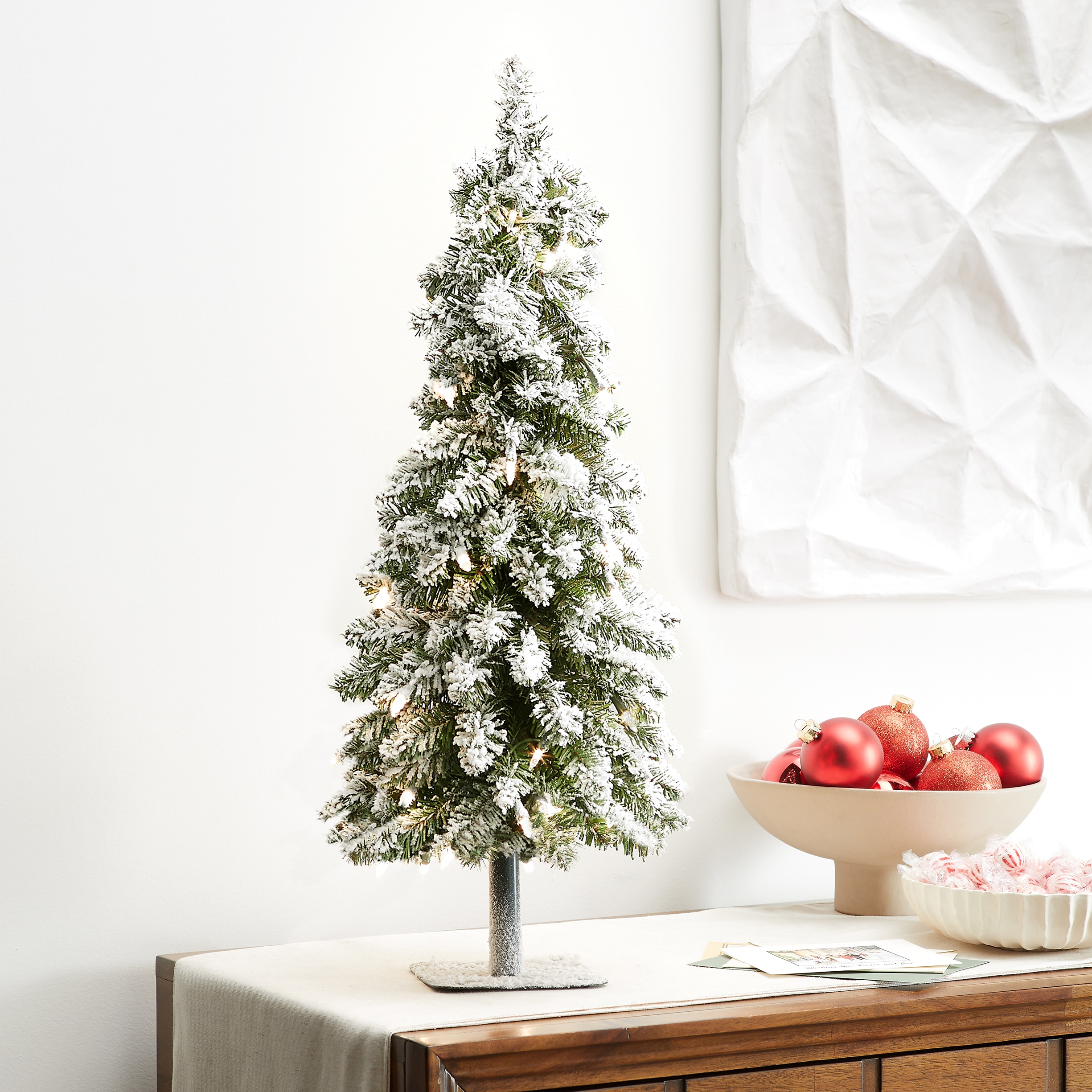 National Tree Company FTDF1-24ALO-1 Artificial-Christmas-Trees - View #7