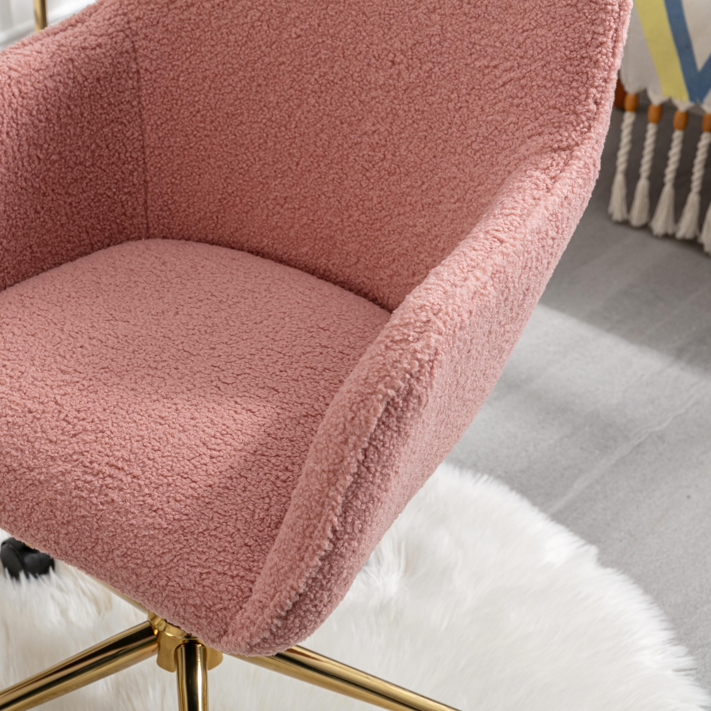 Blush pink velvet online desk chair