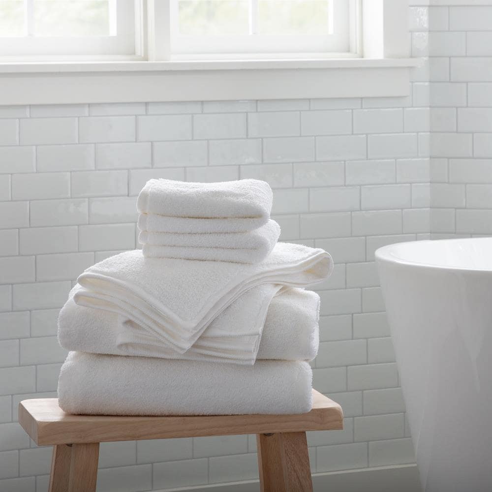 POLYTE Oversize, 60 x 30 in., Quick Dry Lint Free Microfiber Bath Towel  Set, 6 Piece (White)
