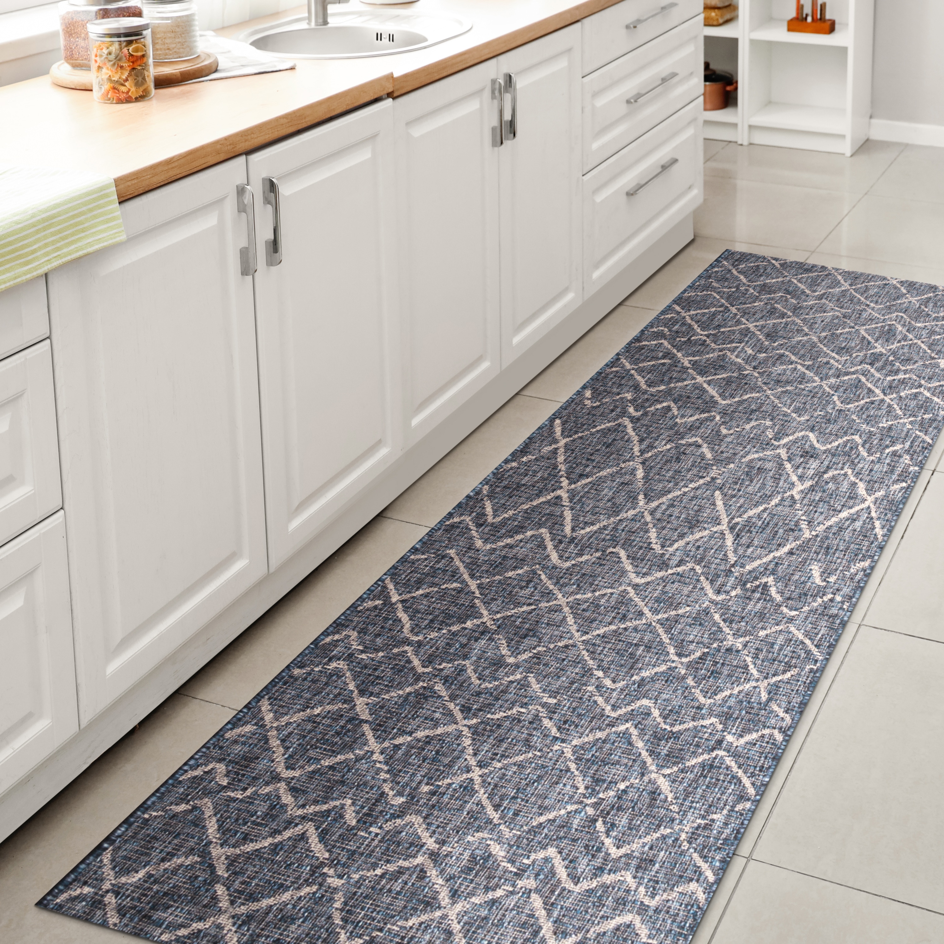 JONATHAN  Y SMB114B-210 Santa Monica Madaba 2 x 10 (ft) Loomed Polypropylene Navy/Light Gray Rectangular Indoor/Outdoor Solid Bohemian/Eclectic Runner rug