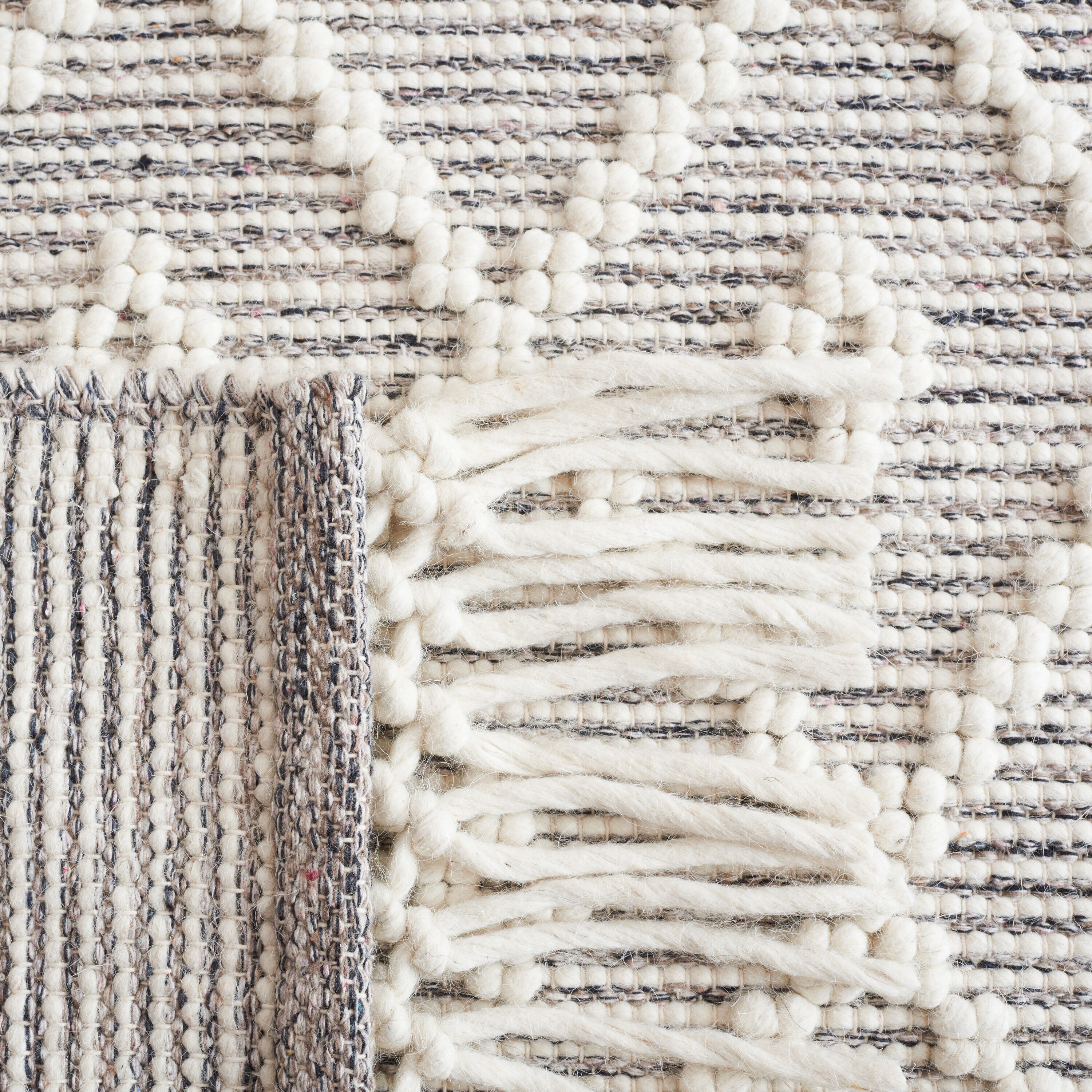 Safavieh VRM250A-28 rugs - View #3