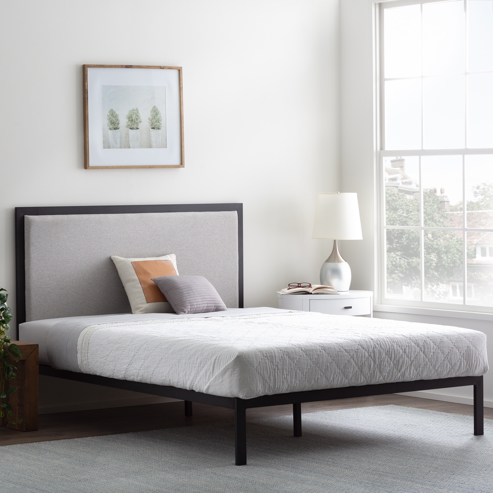 Brookside DC0001MUBQQST Stone Queen Upholstered Platform Bed