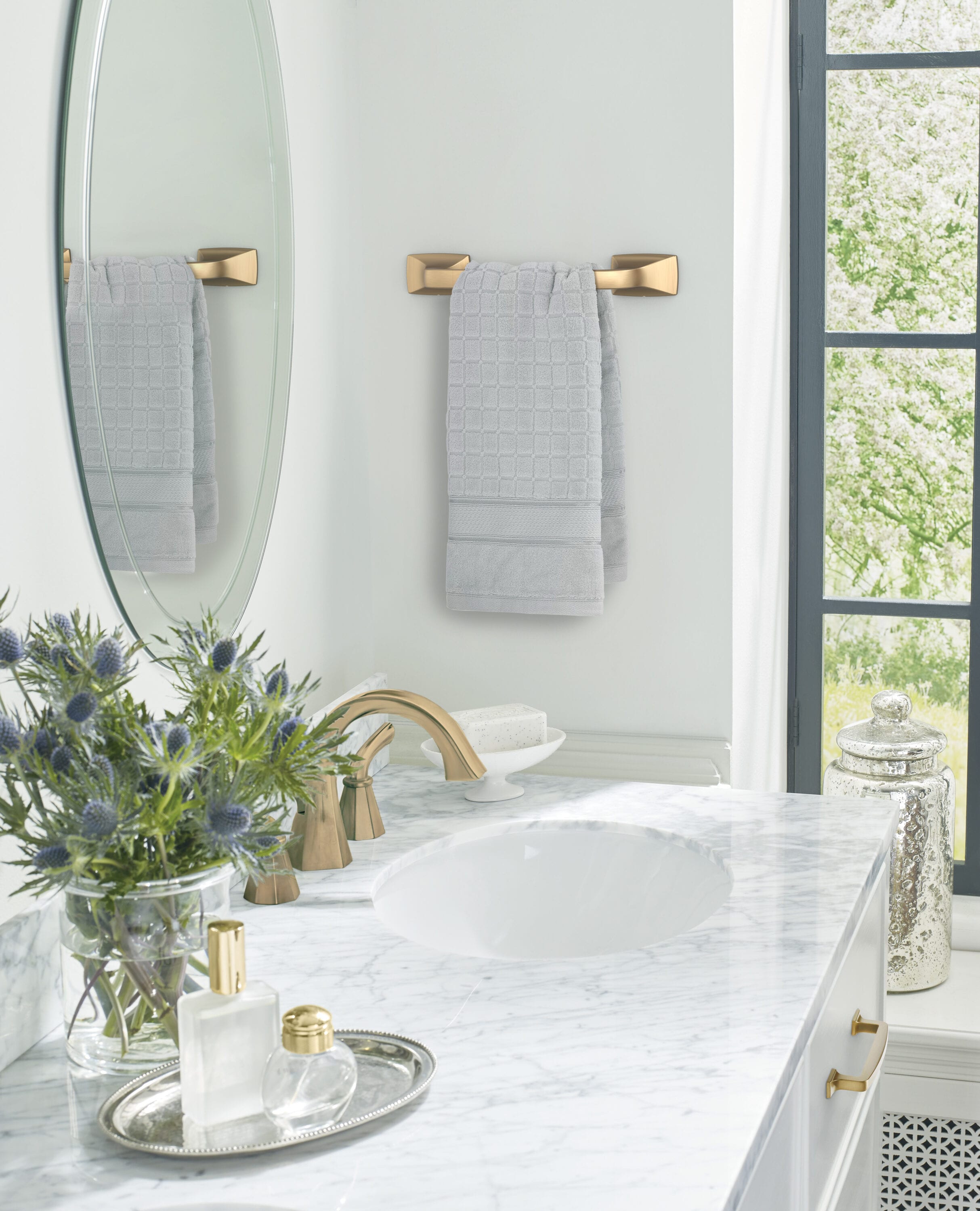 Champagne Bronze Wall Mounted Towel Bar