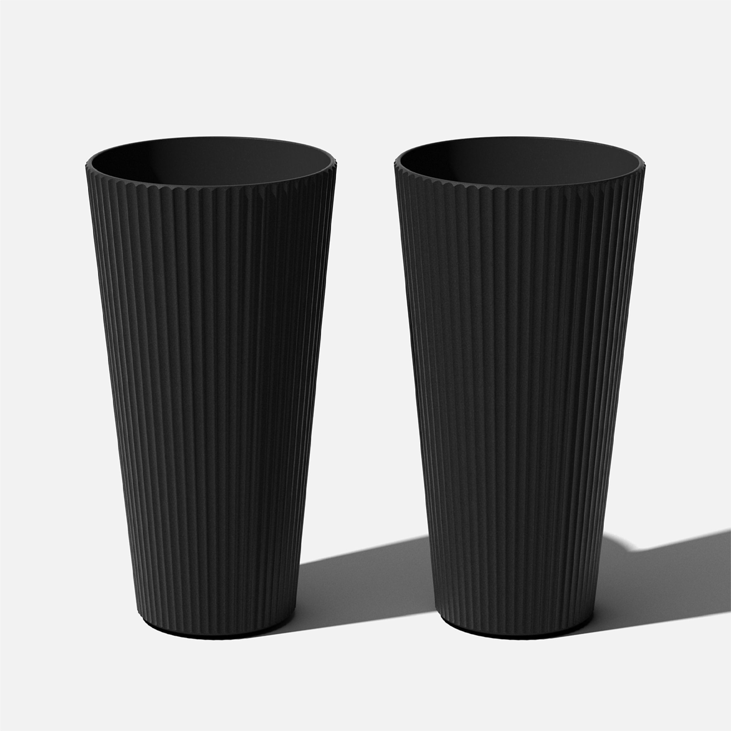 Veradek DMV26B-2PK 2 -Pack Round 24.75-in W x 26.25-in H x Black Plastic Indoor/Outdoor Planter