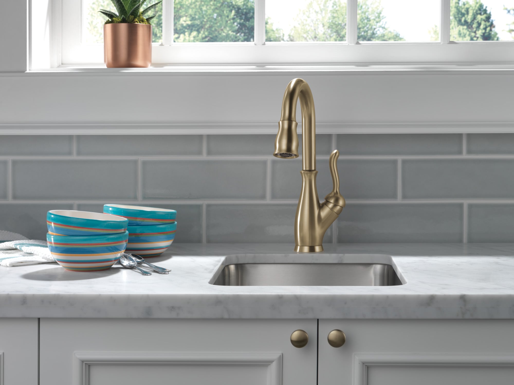 Delta 9678-CZ-DST Kitchen-Faucets - View #12