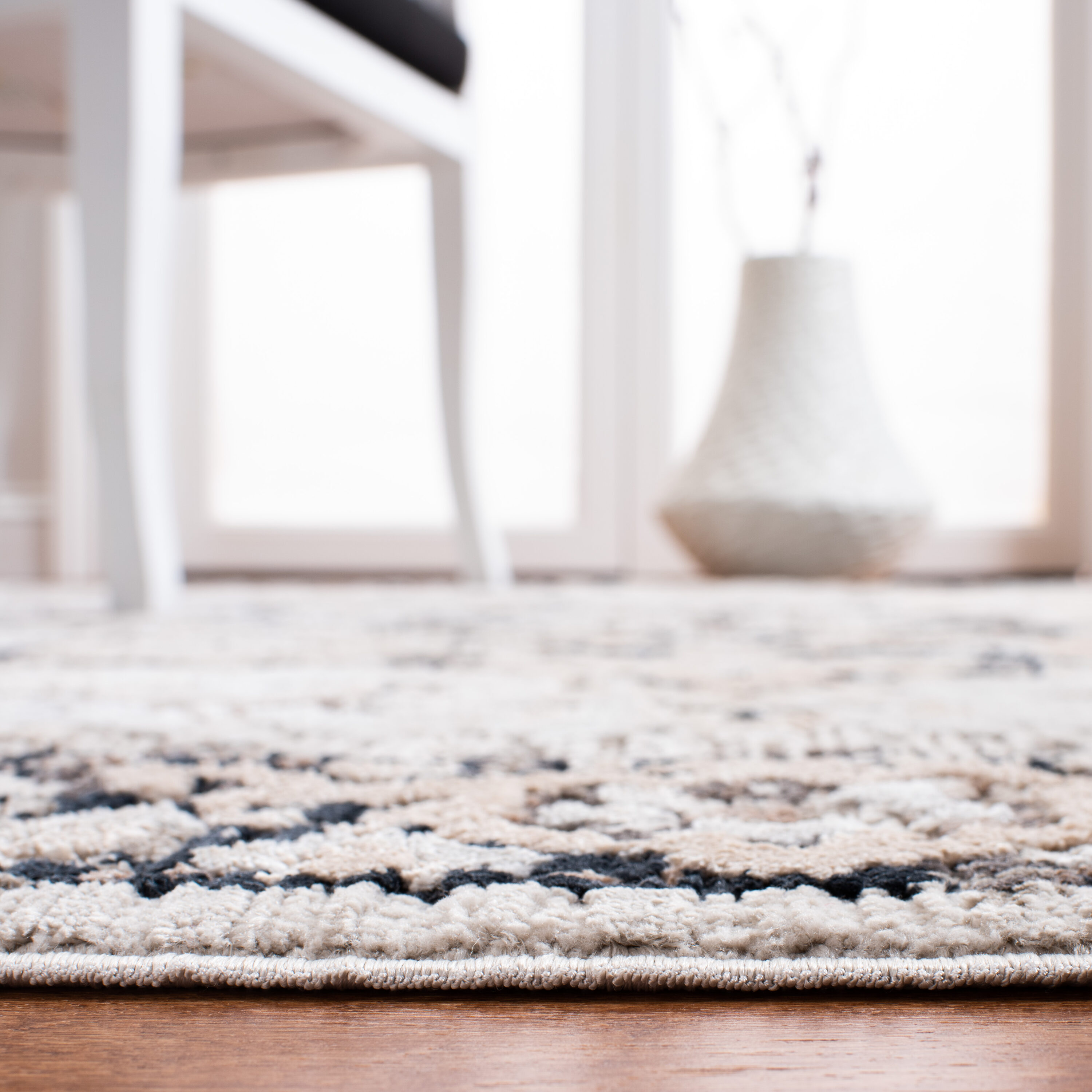 Safavieh MAY293B-7SQ rugs - View #4