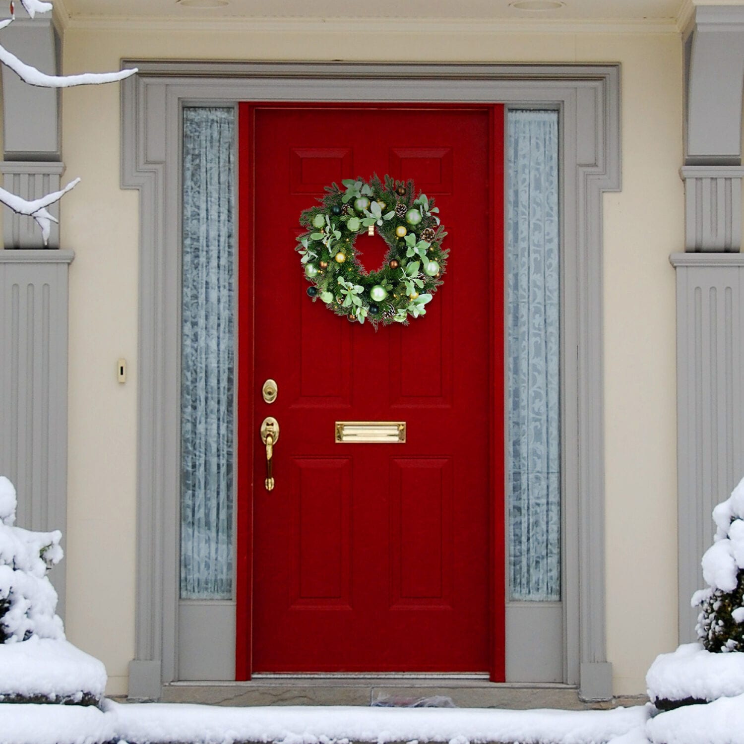 24-Inch Green and Brown Artificial Christmas Wreath with Pinecones and LED Lights