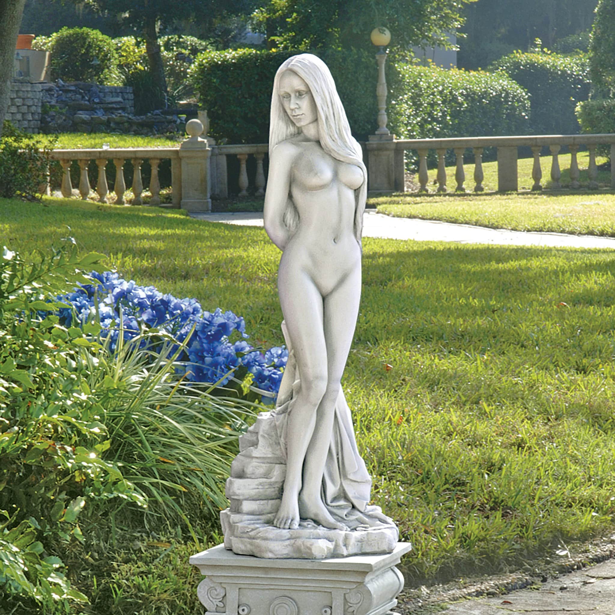 Design Toscano DB383076 Garden-Statue - View #2