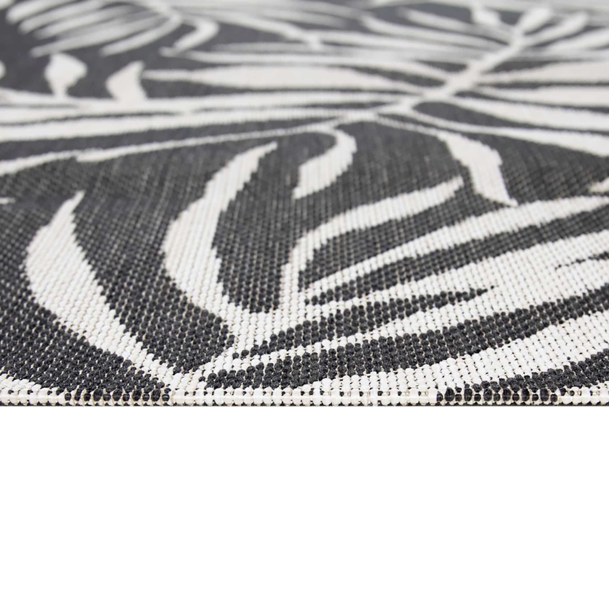 Balta 5 X 7 (ft) Black Indoor/Outdoor Floral/Botanical Area Rug 3004168 ...