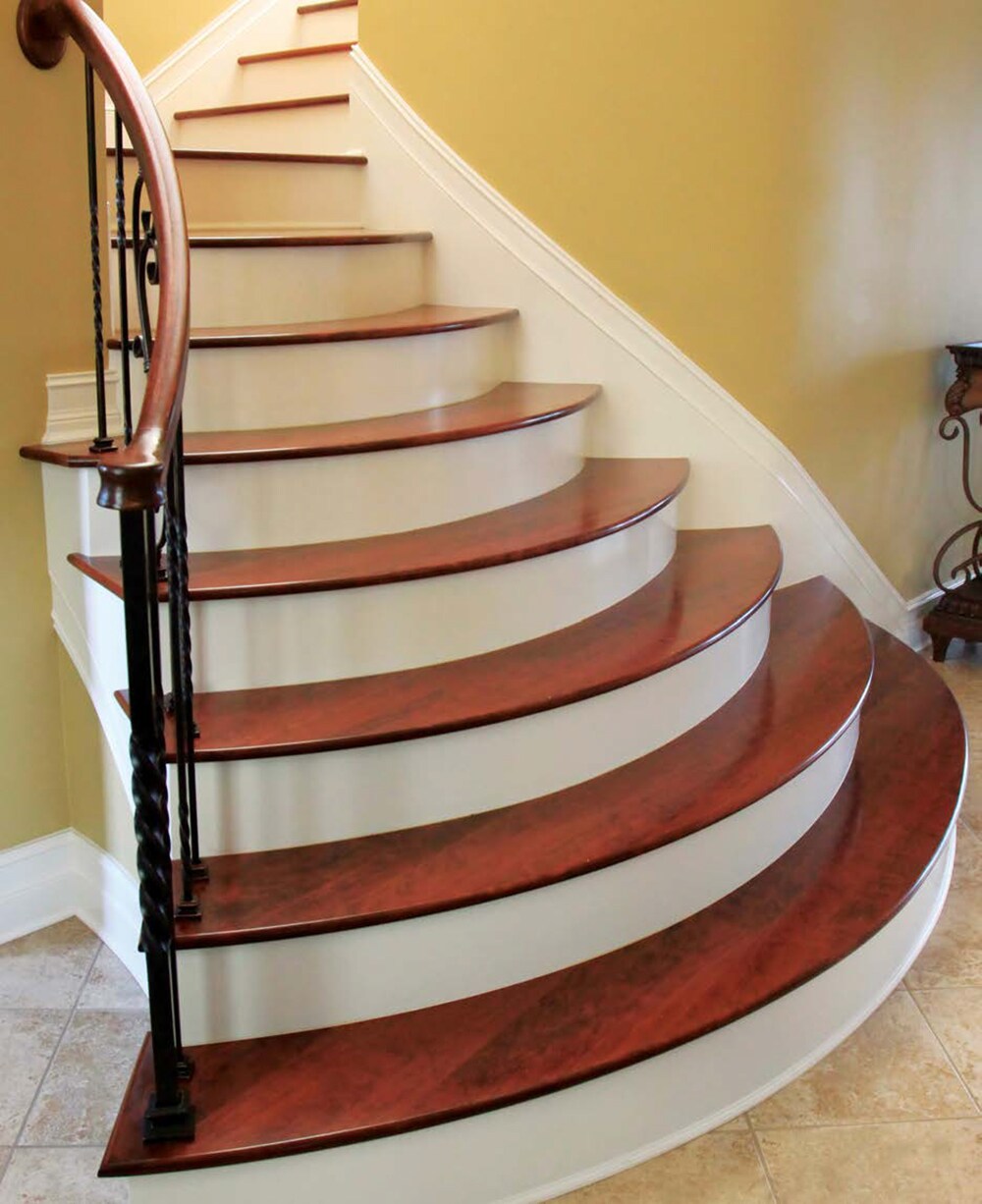 Crown Heritage 4981844FB Interior-Stairpart-Newel-Posts - View #2