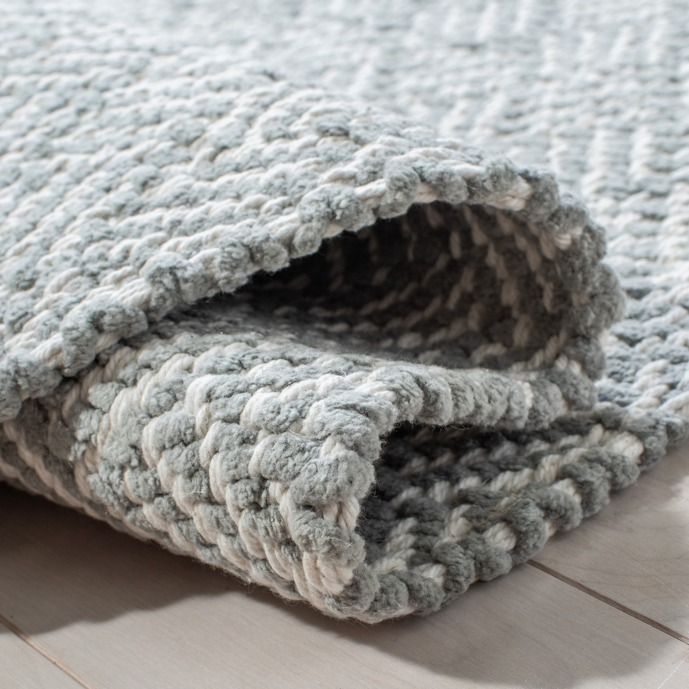 Safavieh BOS680E-5 rugs - View #6