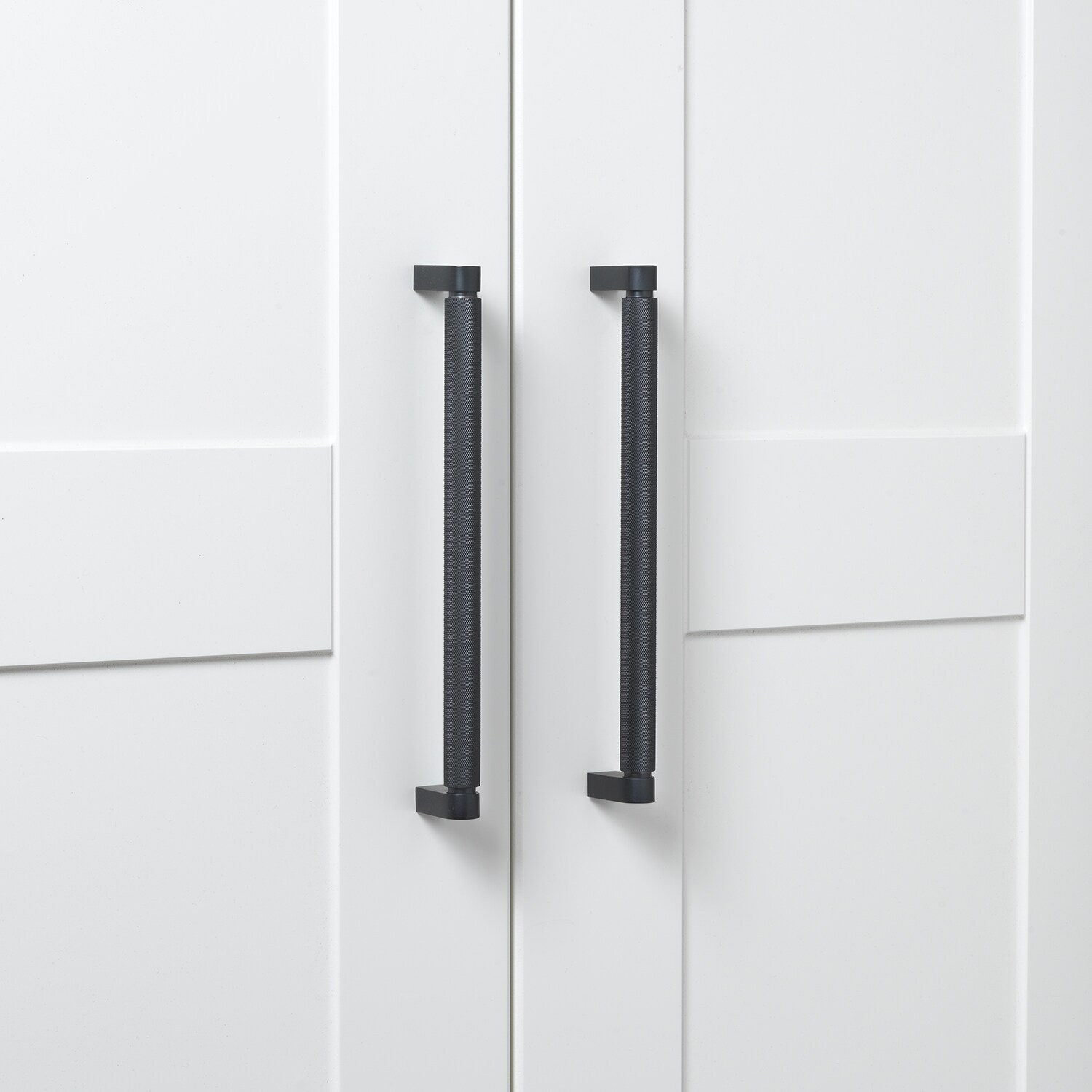 GlideRite Hardware 4788-224-MB-25 Cabinet-Pulls - View #2