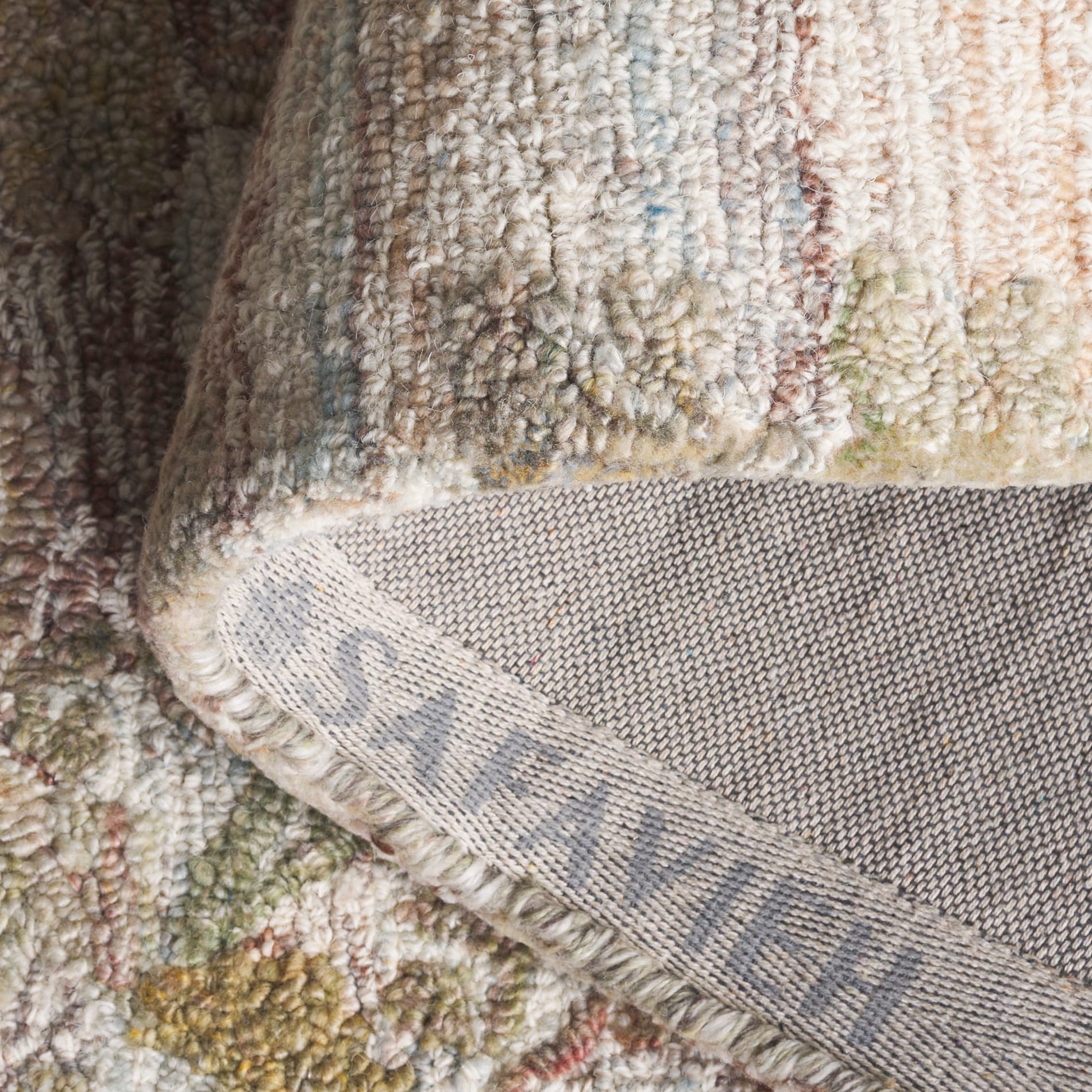 Safavieh MRQ104Y-4 rugs - View #6