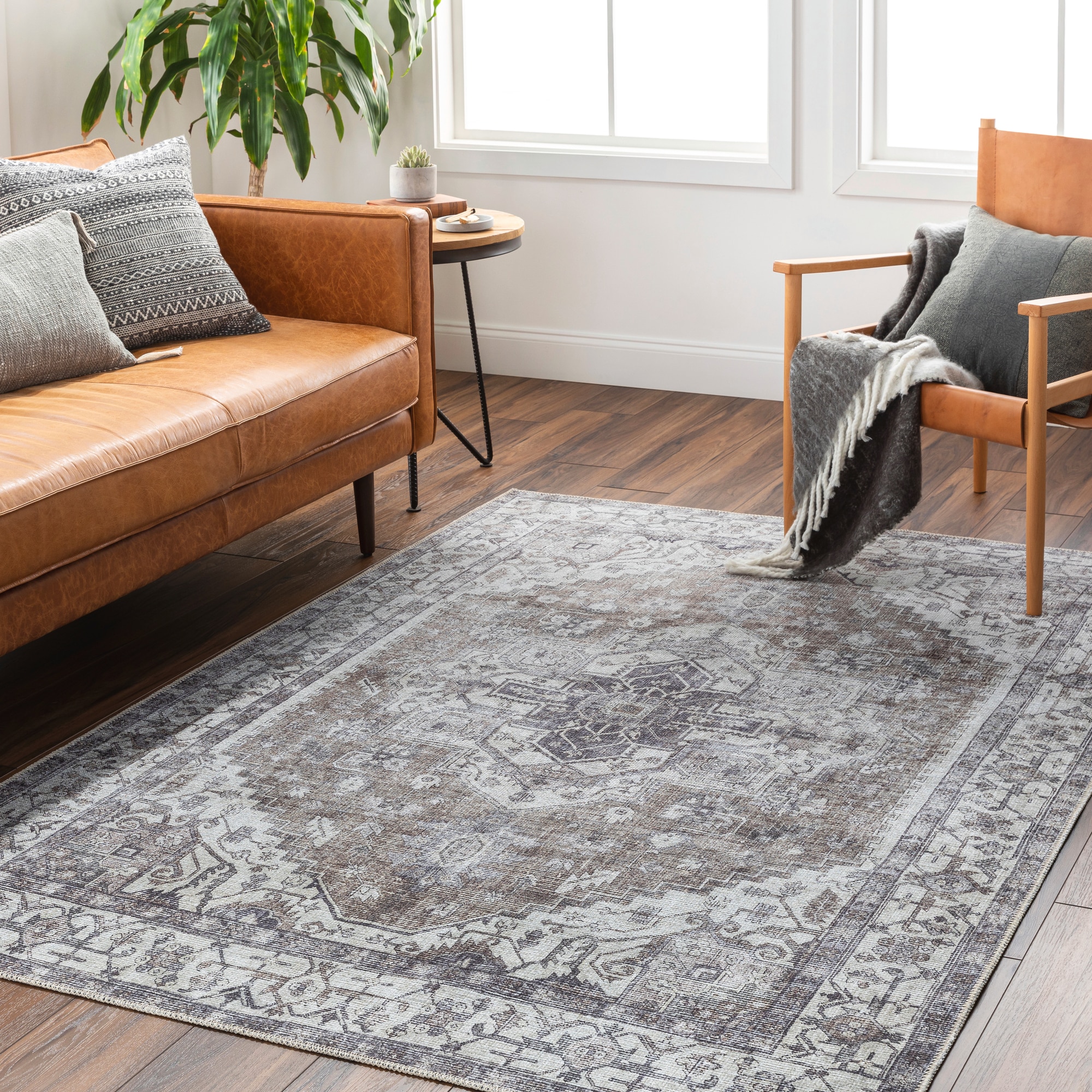 Livabliss AML2371-679 Kemer 7 x 9 (ft) Polypropylene Brown/Gray Rectangular Indoor Medallion Vintage Machine washable Area rug