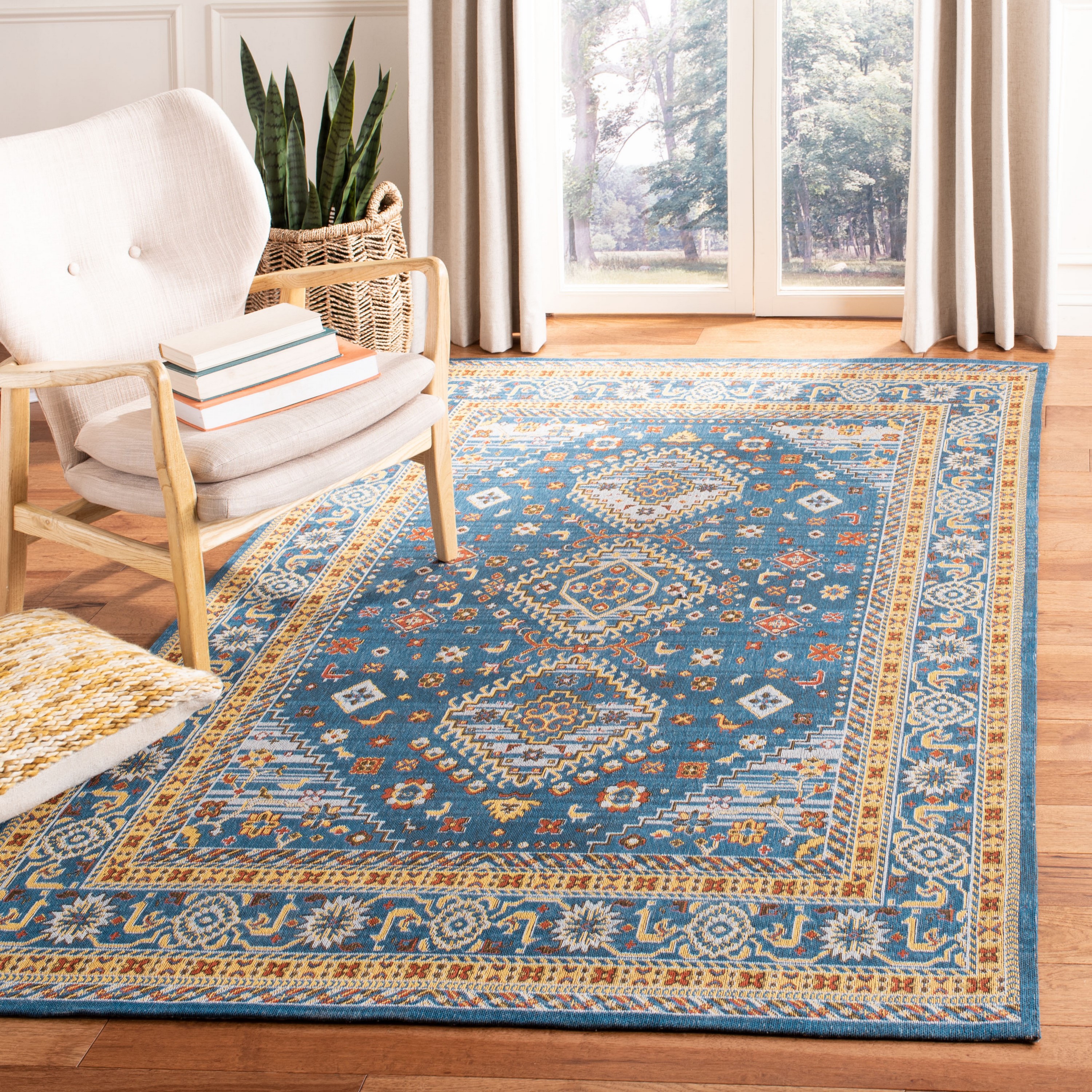 Safavieh CLV114M-5 Classic Vintage Malin 5 x 8 (ft) Loomed Polyester Blue/Gold Rectangular Indoor Abstract Vintage Area rug