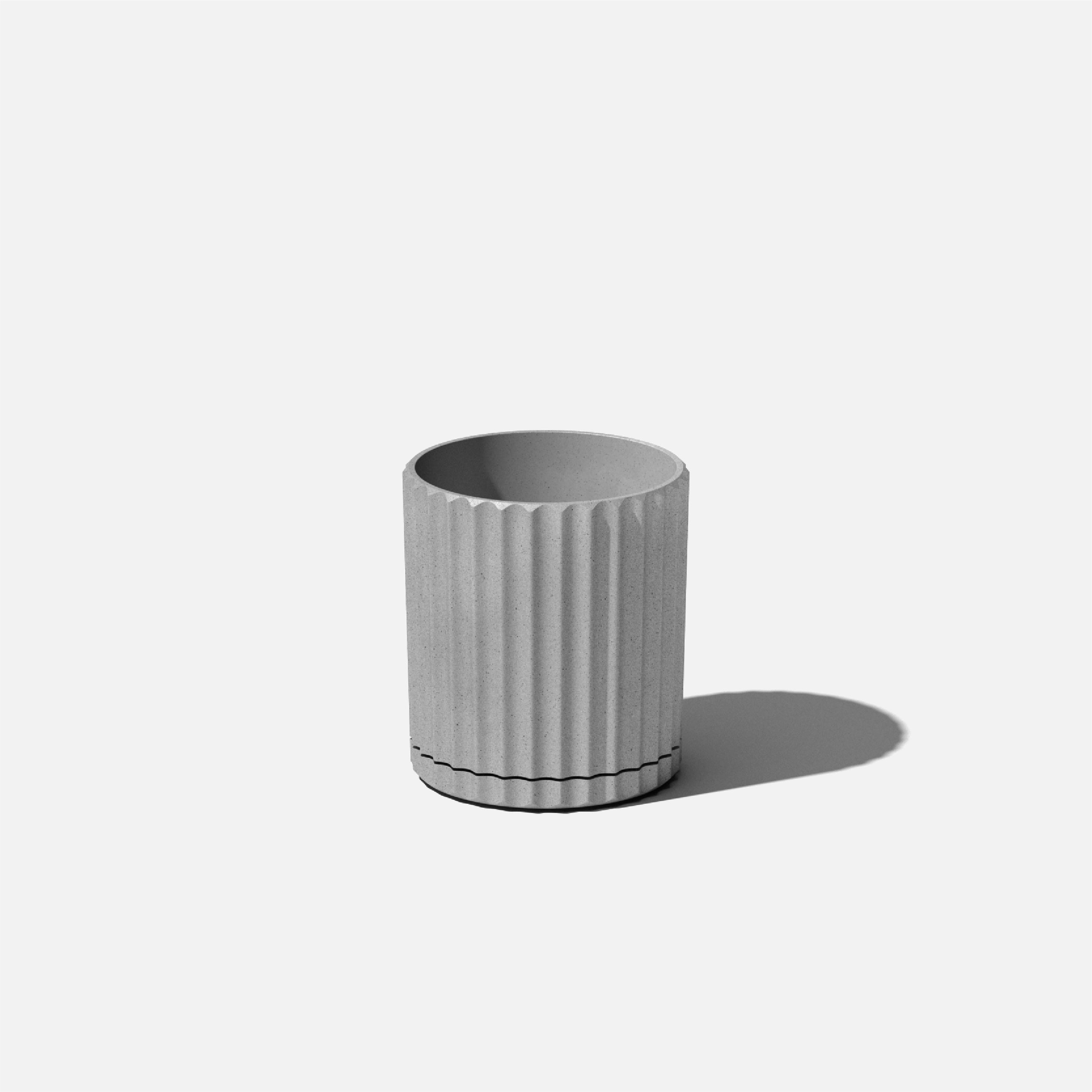 Veradek DMV6C Round 5.5-in W Small Gray Mixed/Composite Indoor/Outdoor Planter with Drainage Holes Attached Saucer