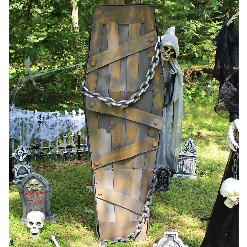 Haunted Hill Farm 5.67-ft Pre-Lit Animatronic Coffin Free Standing ...