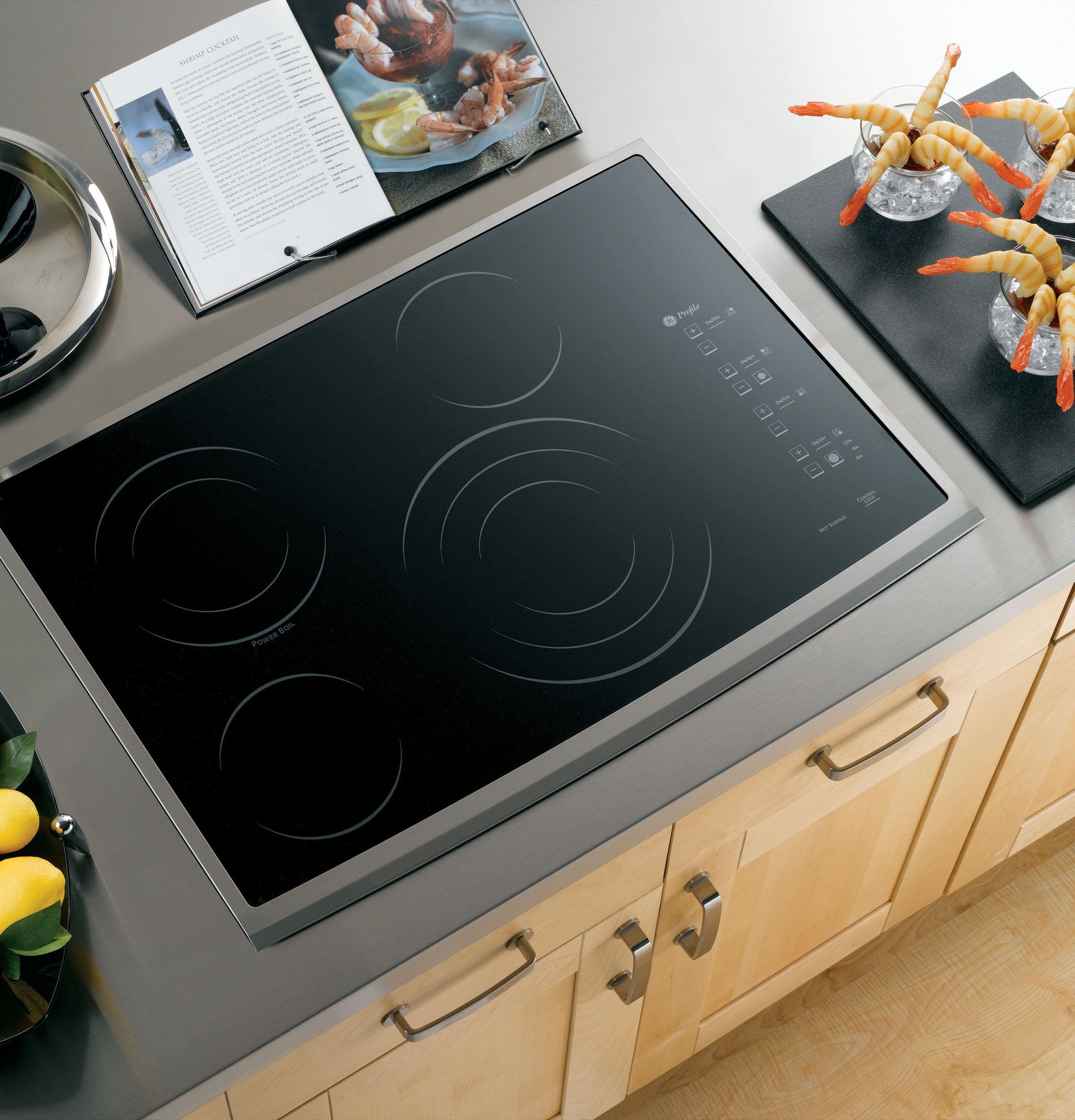 Electric cooktop at Lowe's