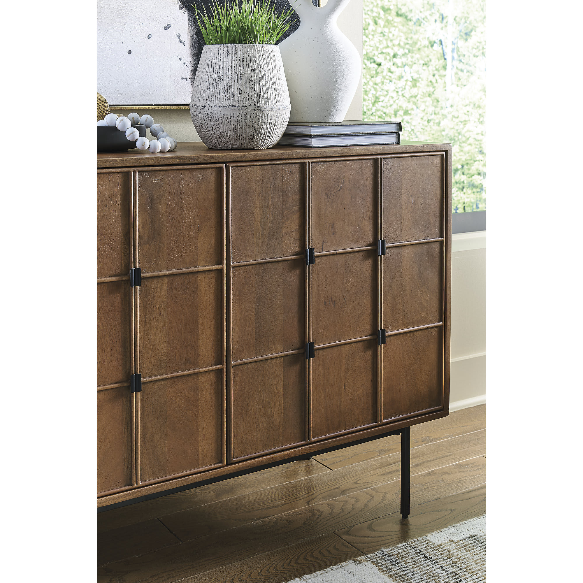 Signature Design by Ashley A4000692 chests - View #7