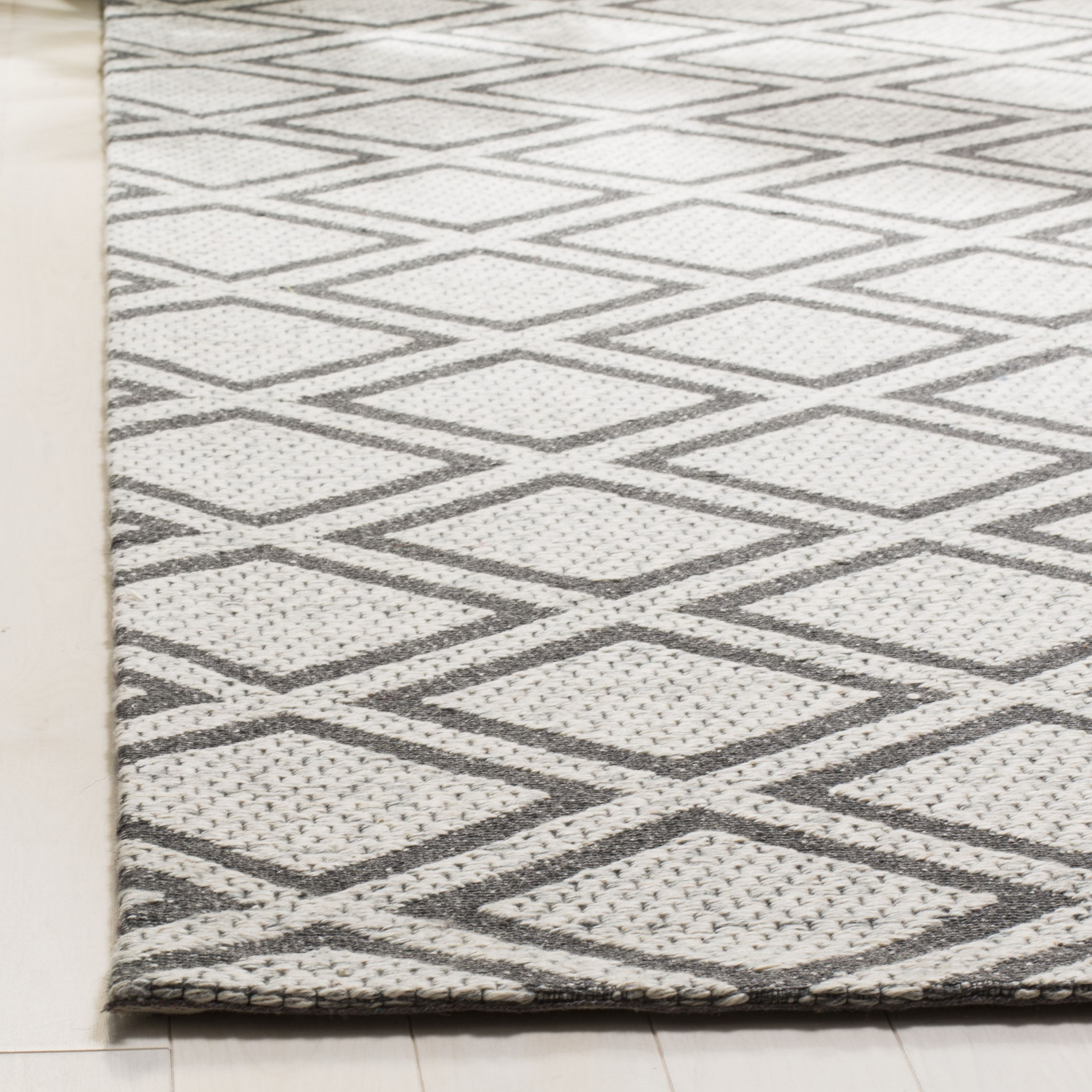 Gray Rectangular Hand Tufted Wool Area Rug