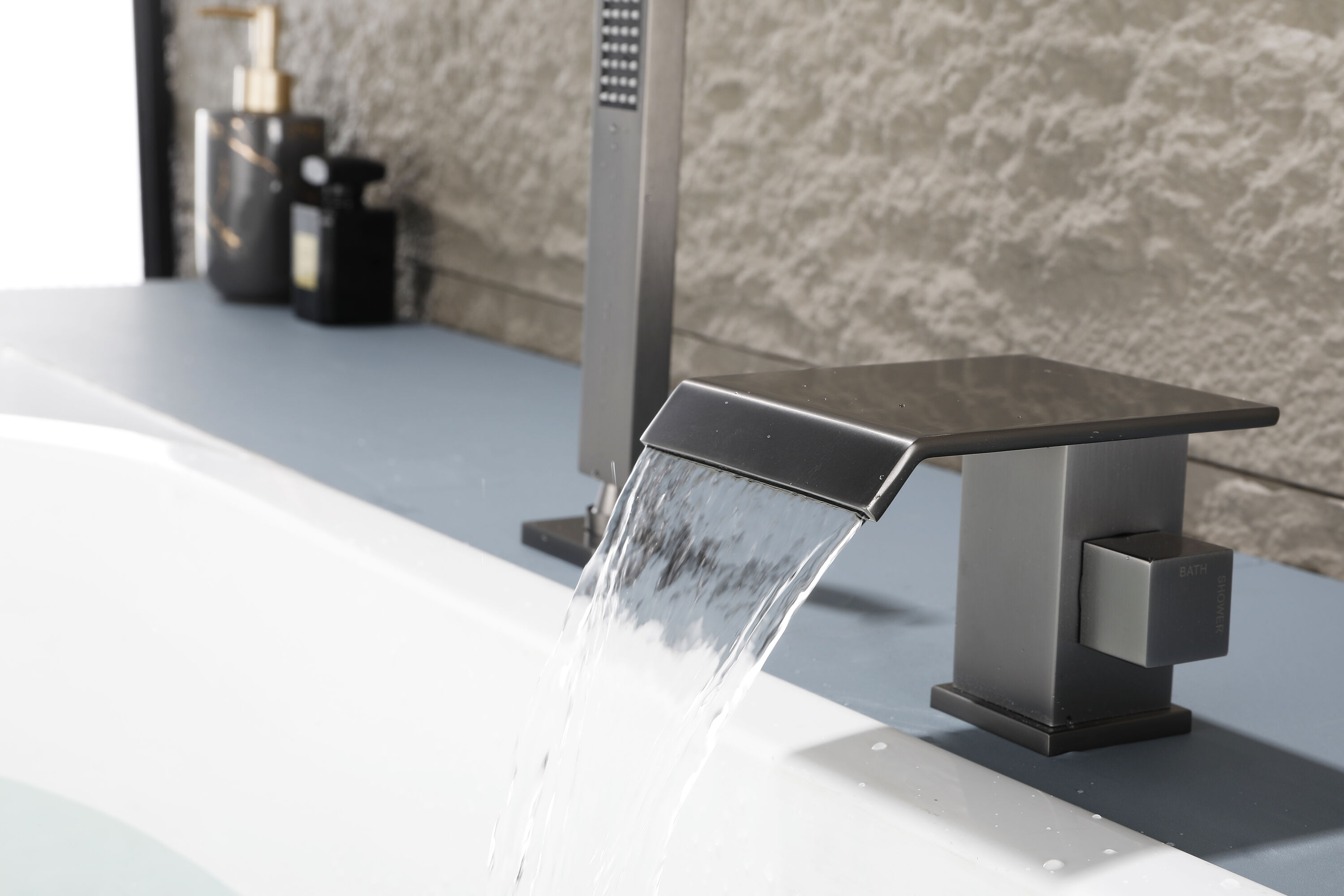 Royal Guard LBFLYJ0051 Roman-Tub-Faucets - View #5