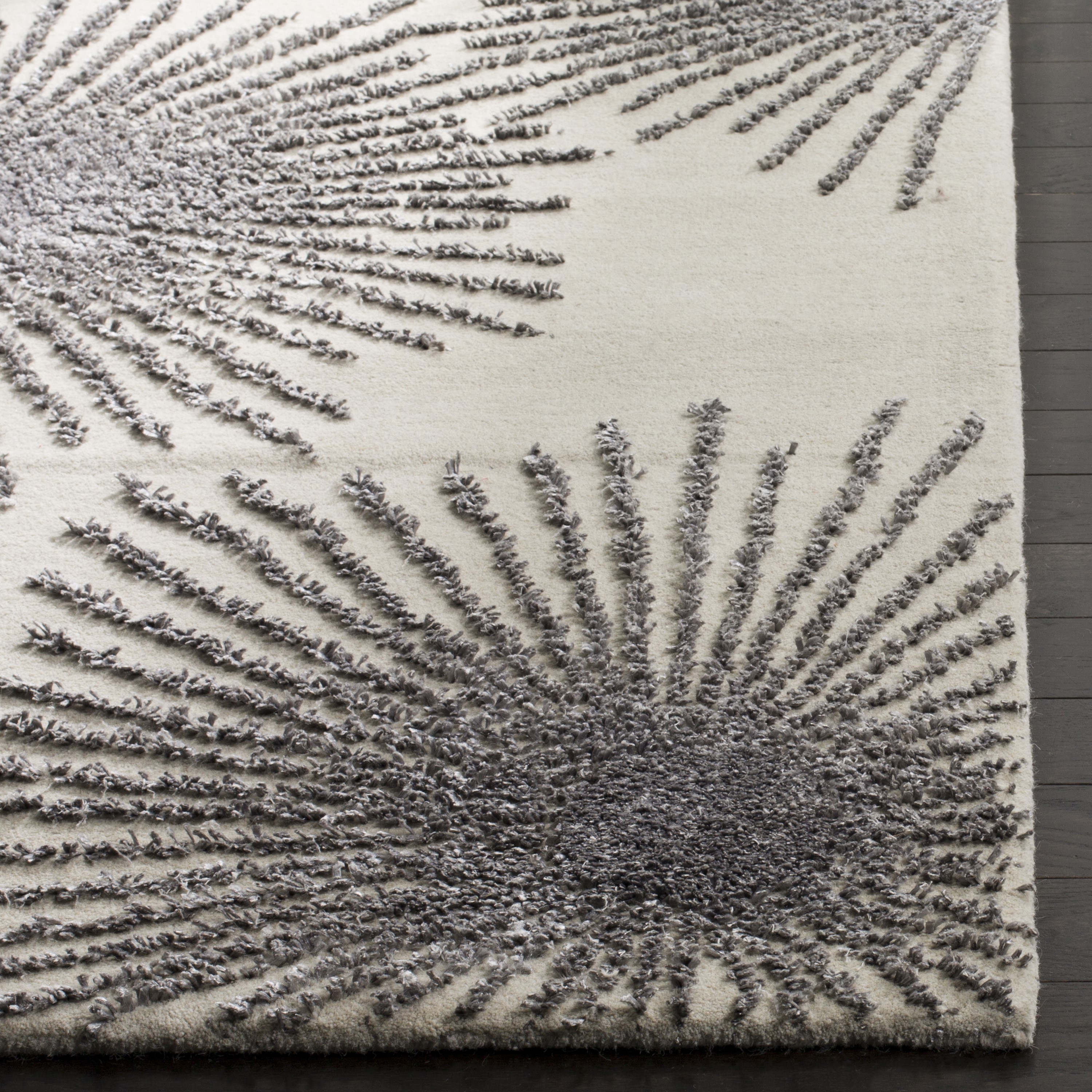 Safavieh SOH712J-4 rugs - View #3