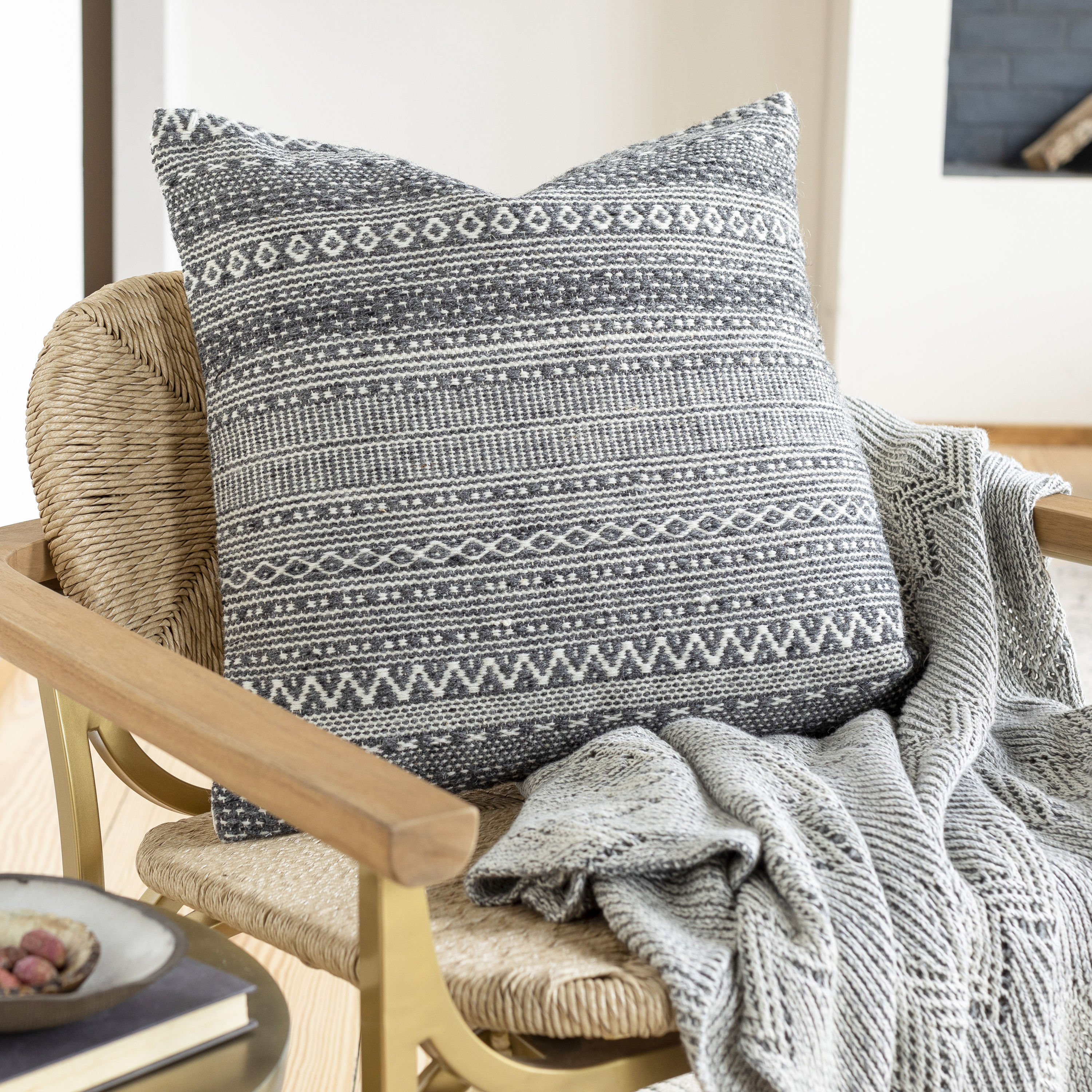 Surya Leif 20in x 20in Charcoal Indoor Decorative Pillow in the Throw
