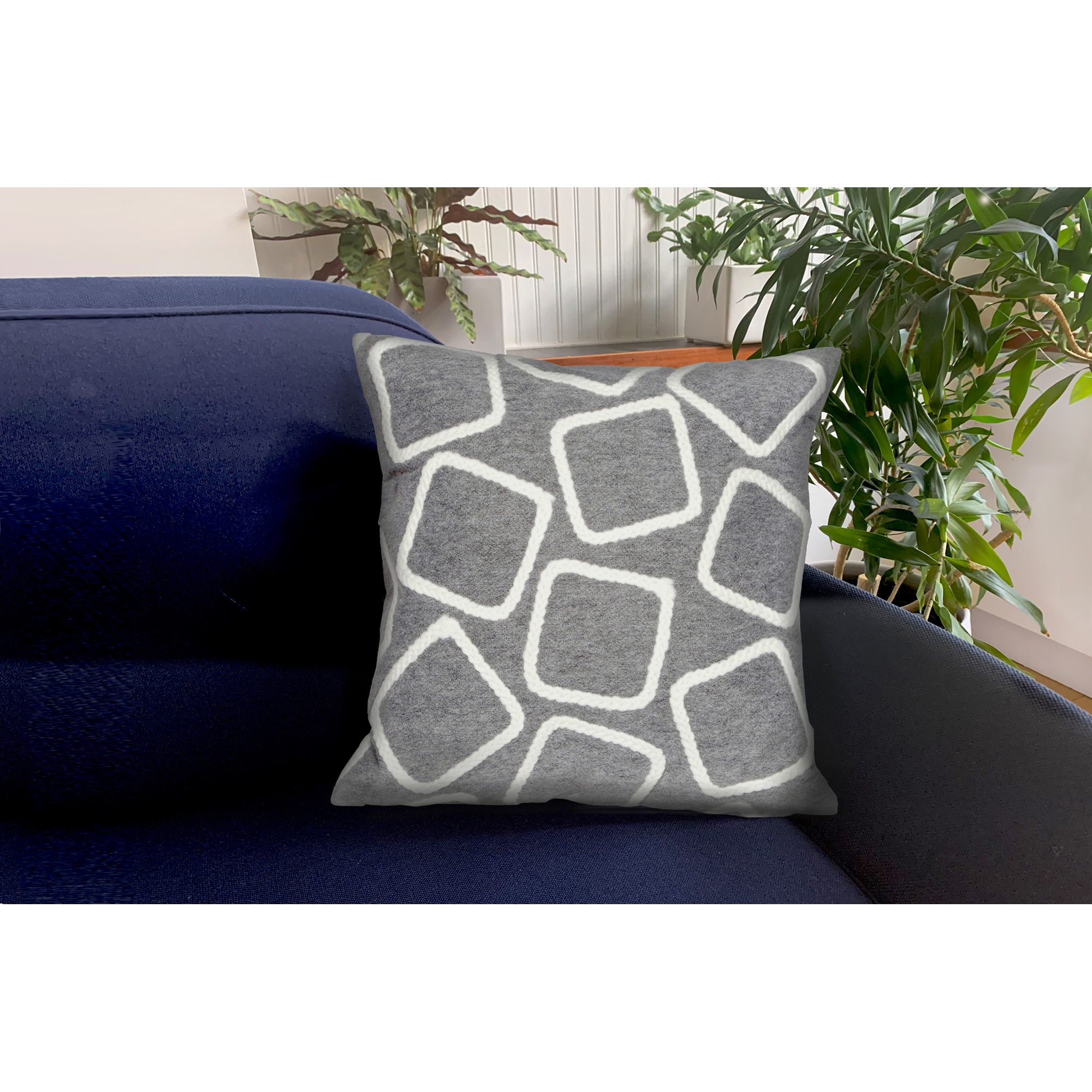 Liora Manne 7SA2S408738 Accent-Pillows - View #4
