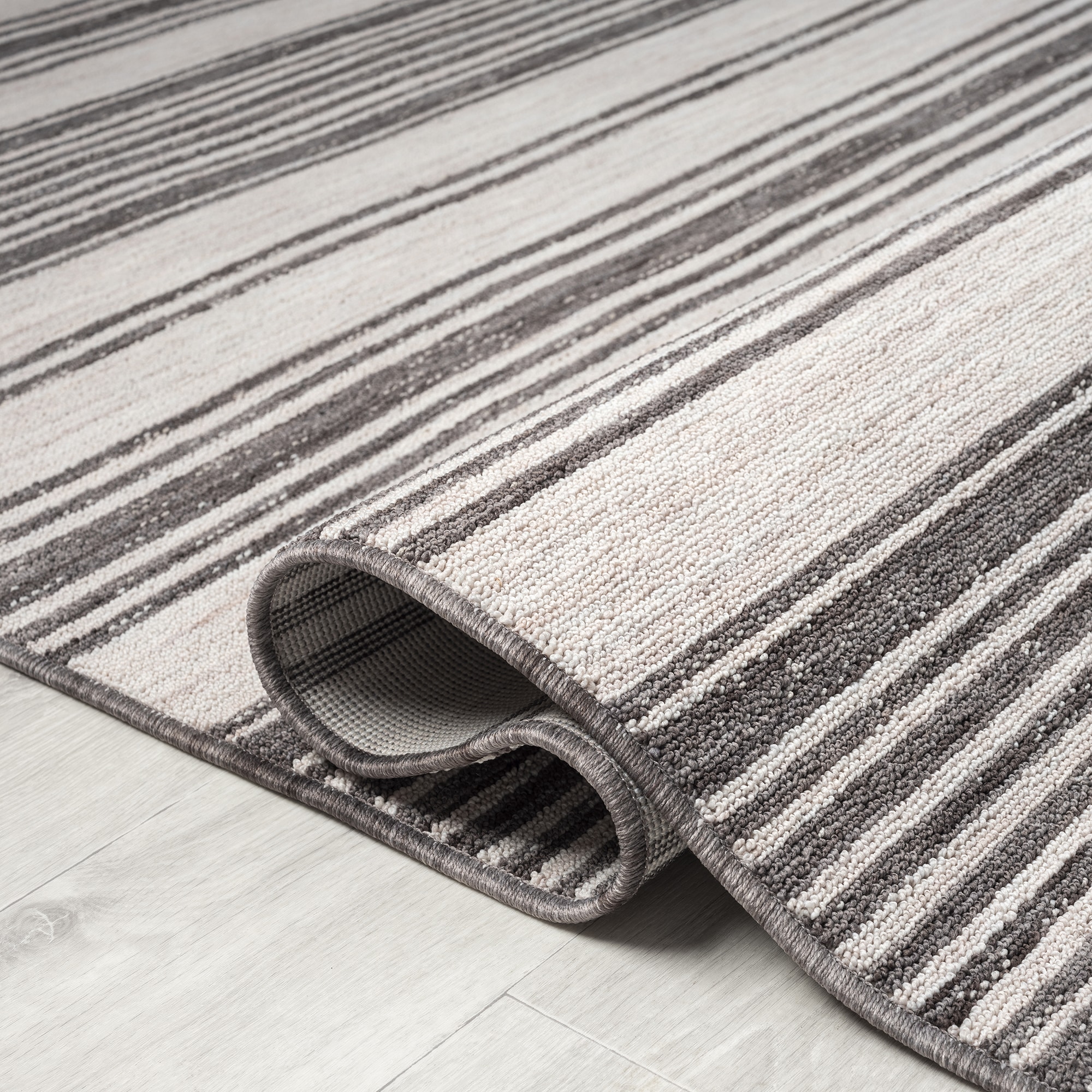 Winona 5' x 7' Ivory Wool and Synthetic Reversible Rug
