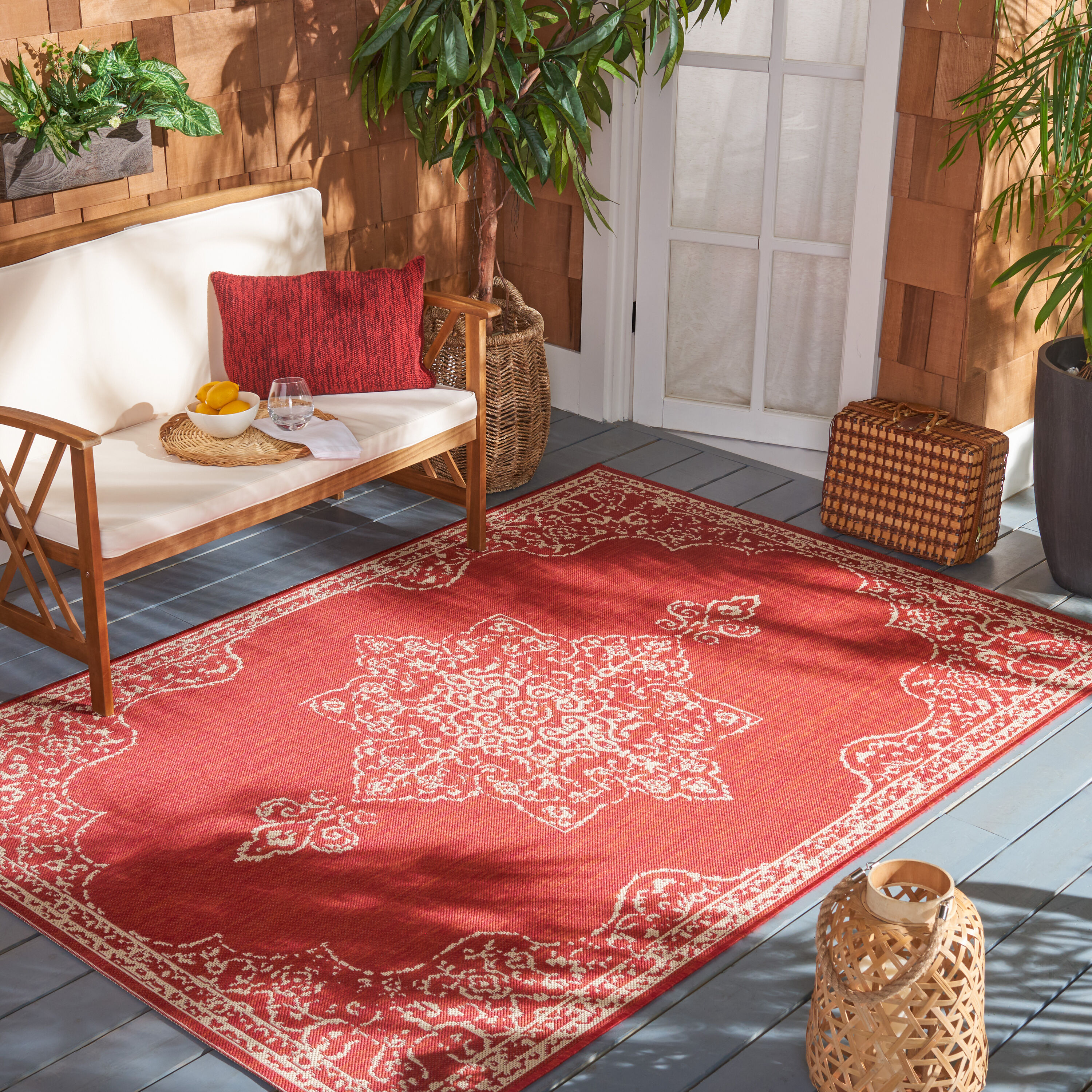 Safavieh BHS180Q-24 Beach House Winona 2 x 4 (ft) Loomed Polypropylene Red/Creme Rectangular Indoor/Outdoor Border Oriental Throw rug