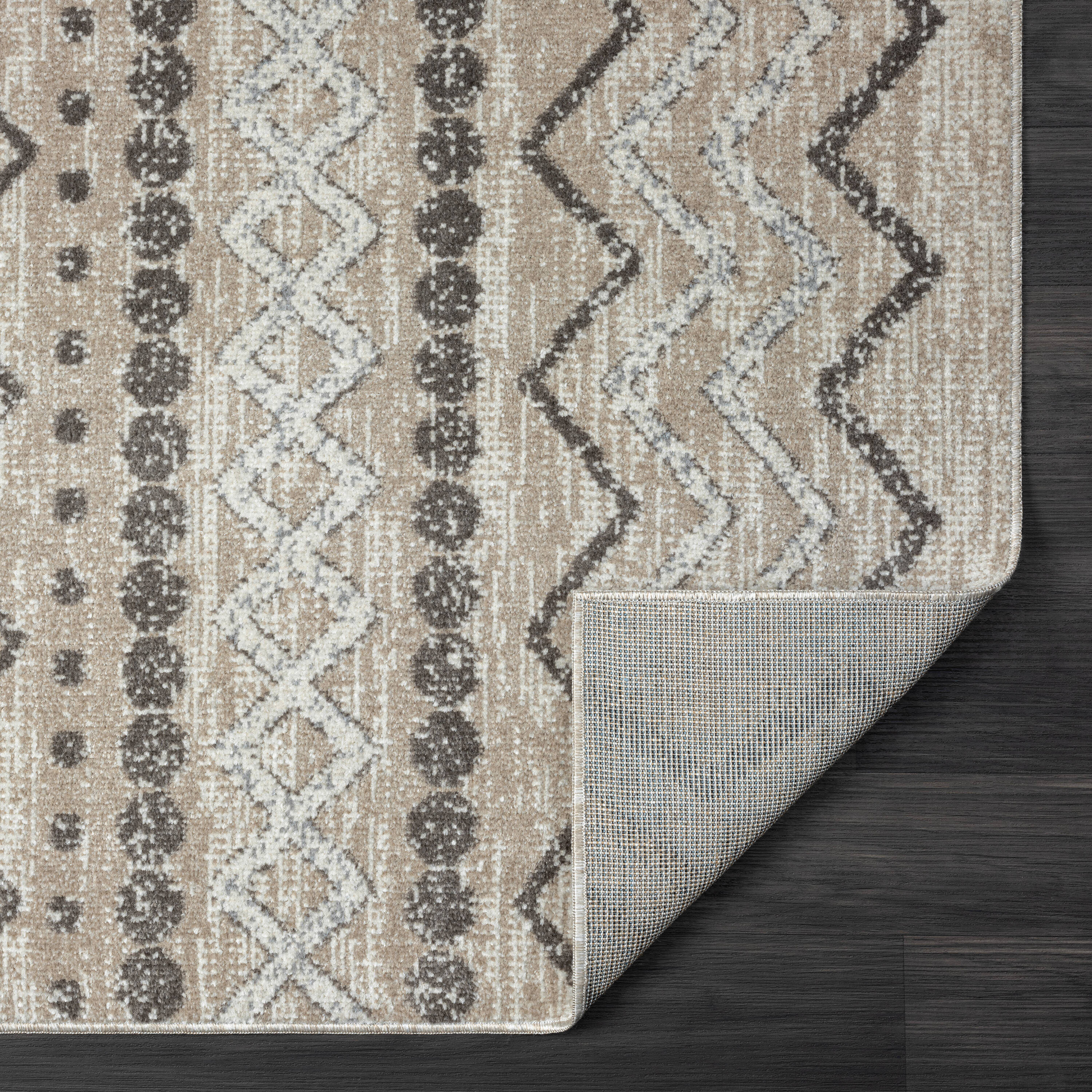 Leilani Modern Gray Geometric 8' x 10' Synthetic Area Rug