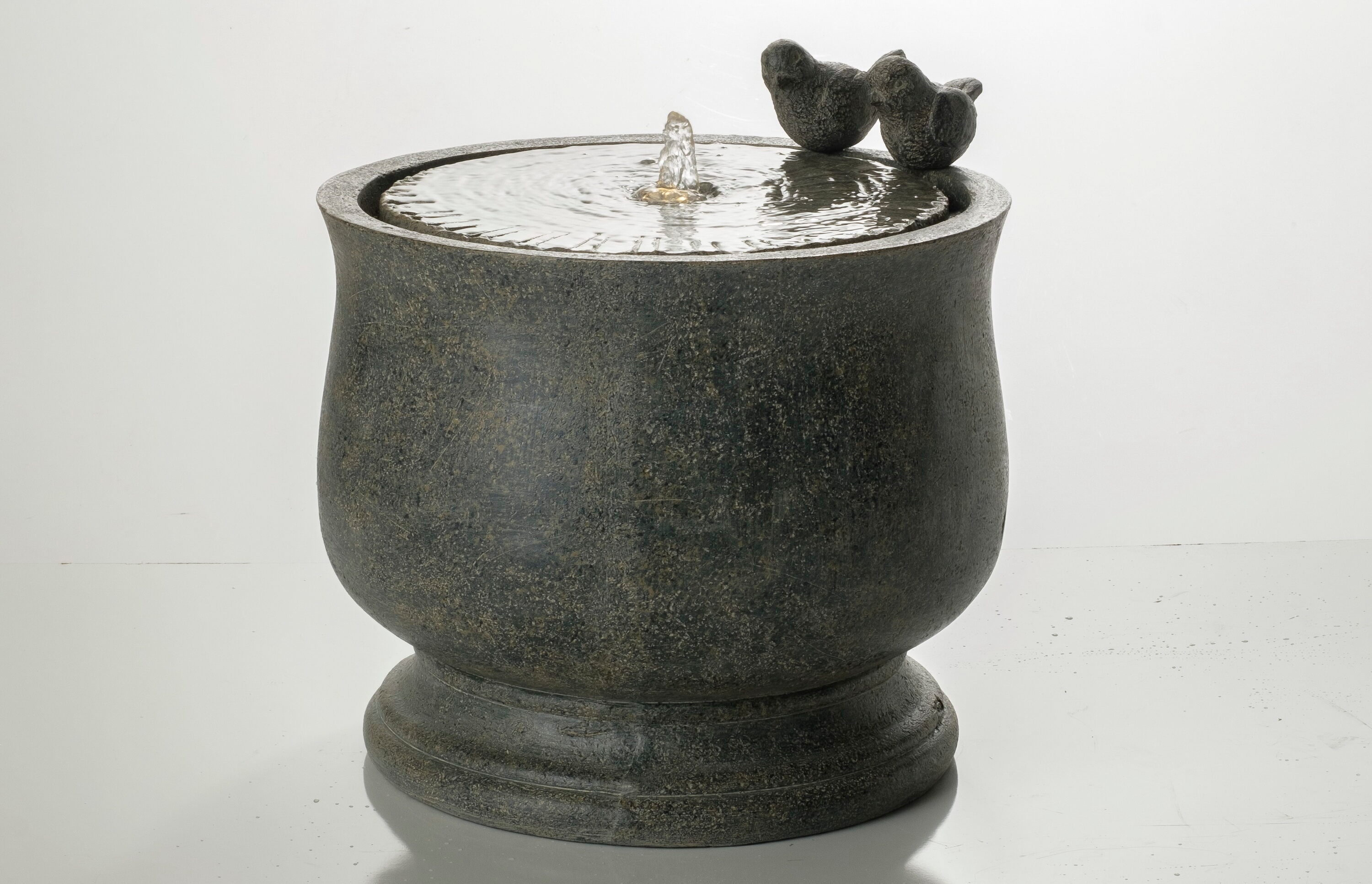 Alfresco Home 74-1815 18-in H Resin Tiered Outdoor Fountain with Birdbath Pump Included