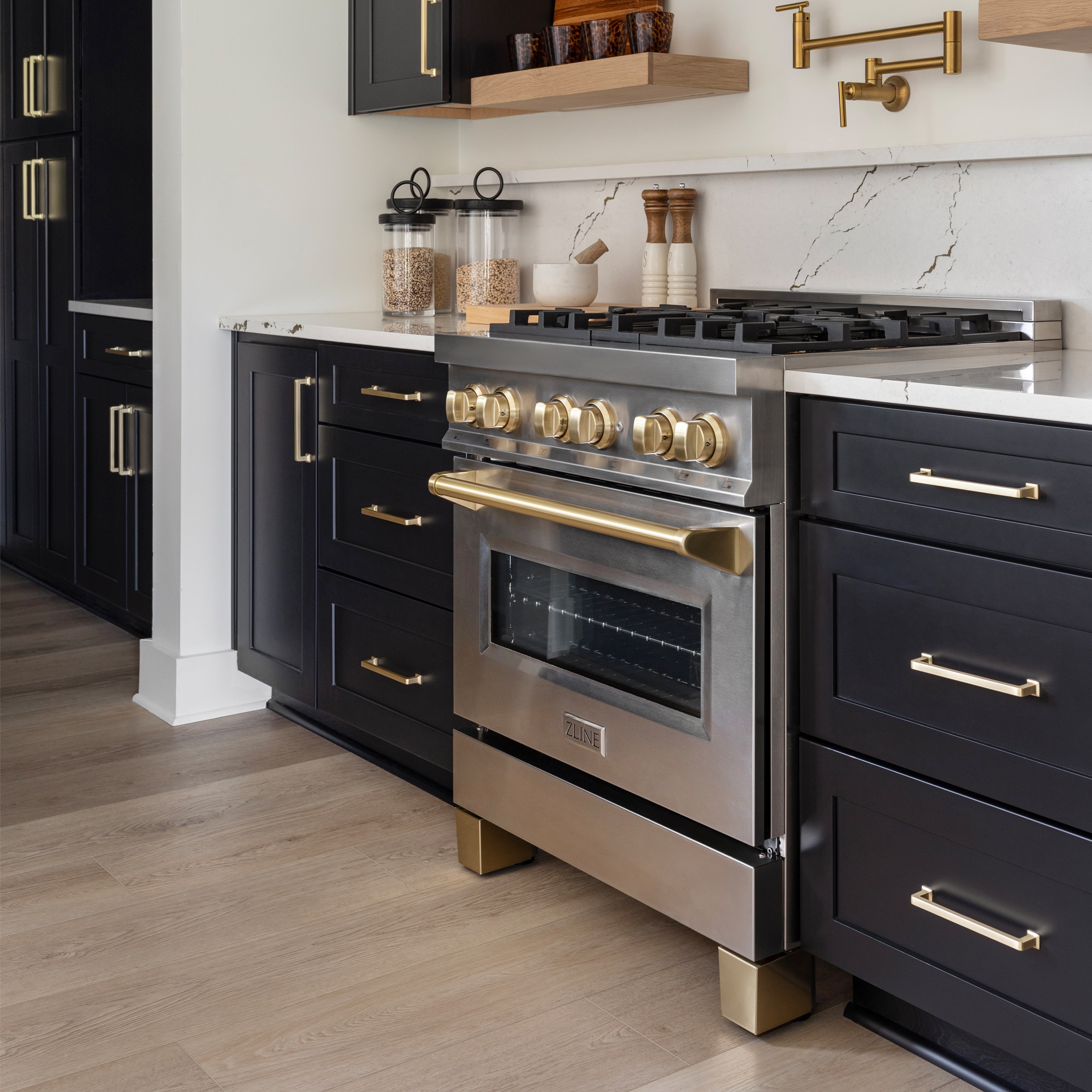ZLINE KITCHEN & BATH RAZ-30-G Dual-Fuel-Ranges - View #7