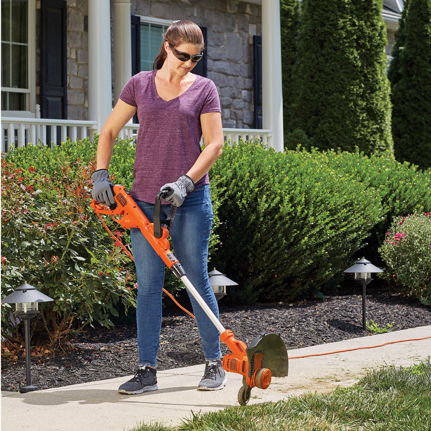 Black and Decker GH900 - 6.5 Amp String Trimmer (Type 1) 