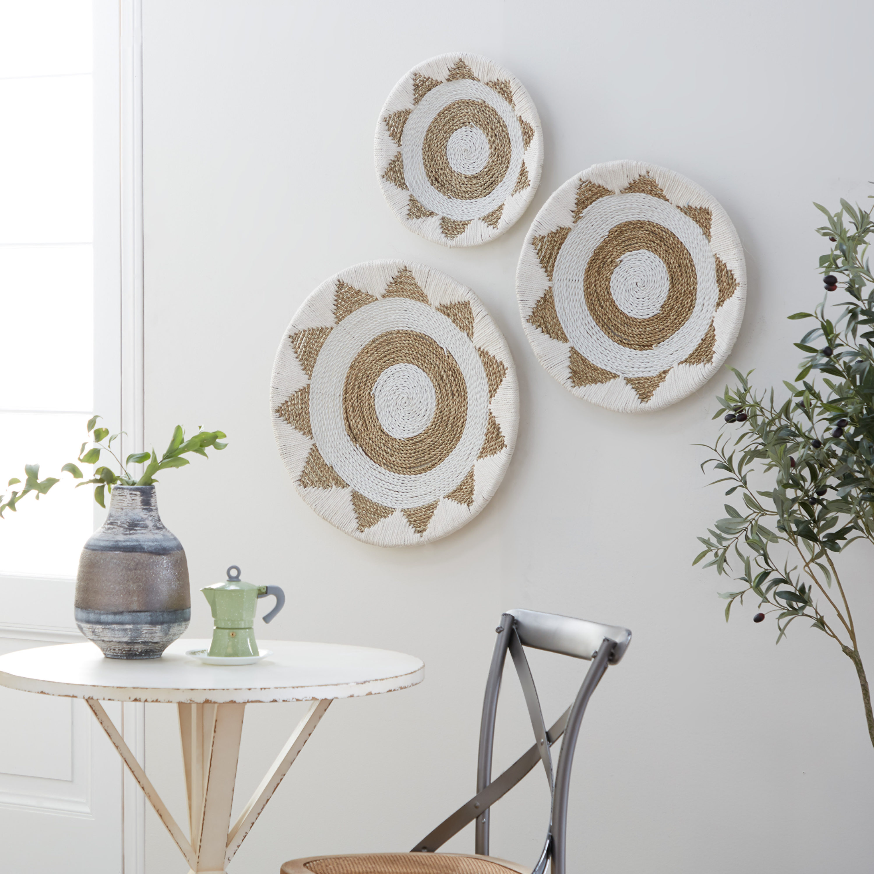 Grayson Lane 45384 24-Inches W x 24-Inches H Cotton Plate Handmade Woven Nautical Wall sculpture