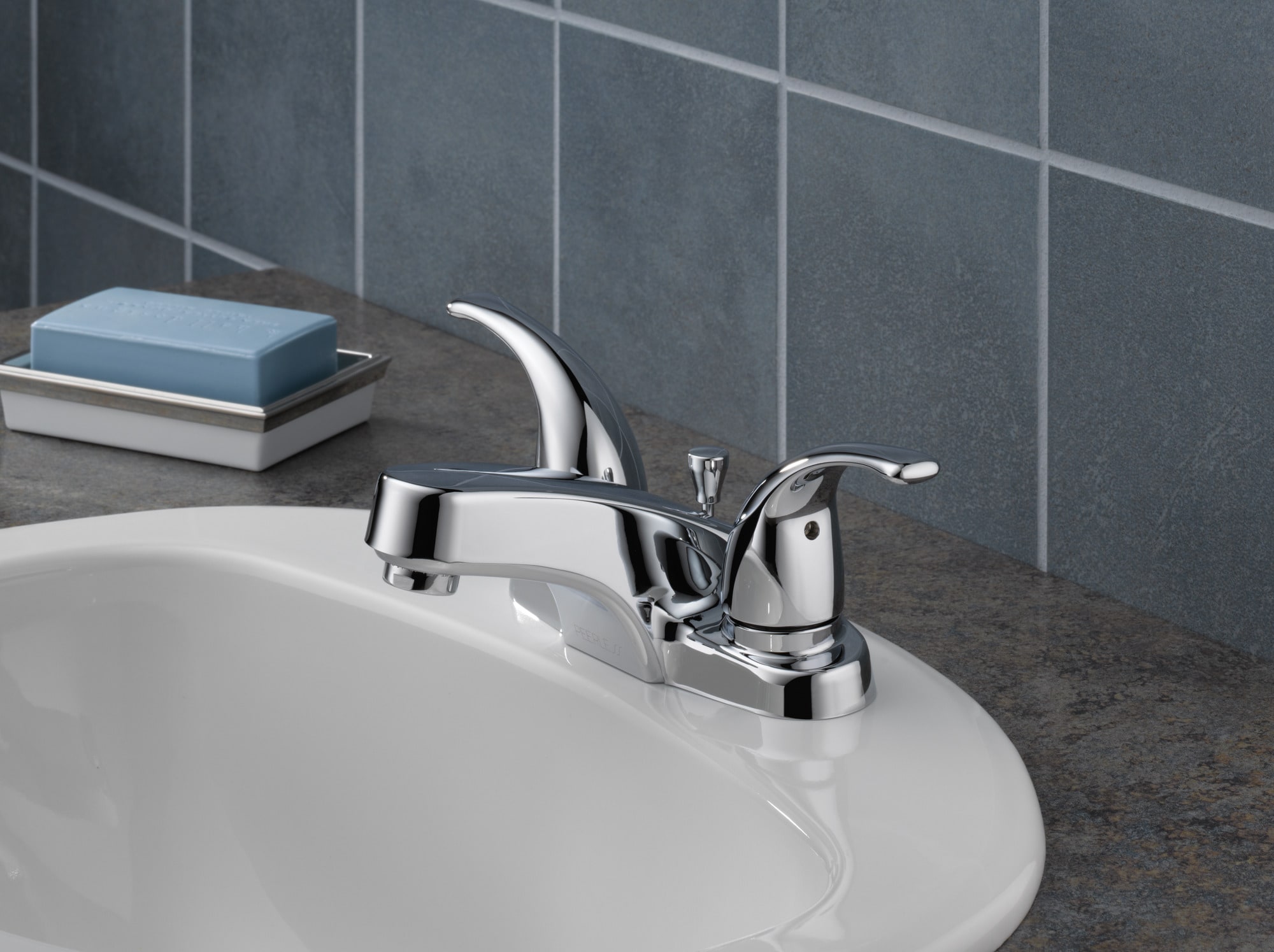 Choice Centerset 2-handle Bathroom Faucet with Drain Assembly