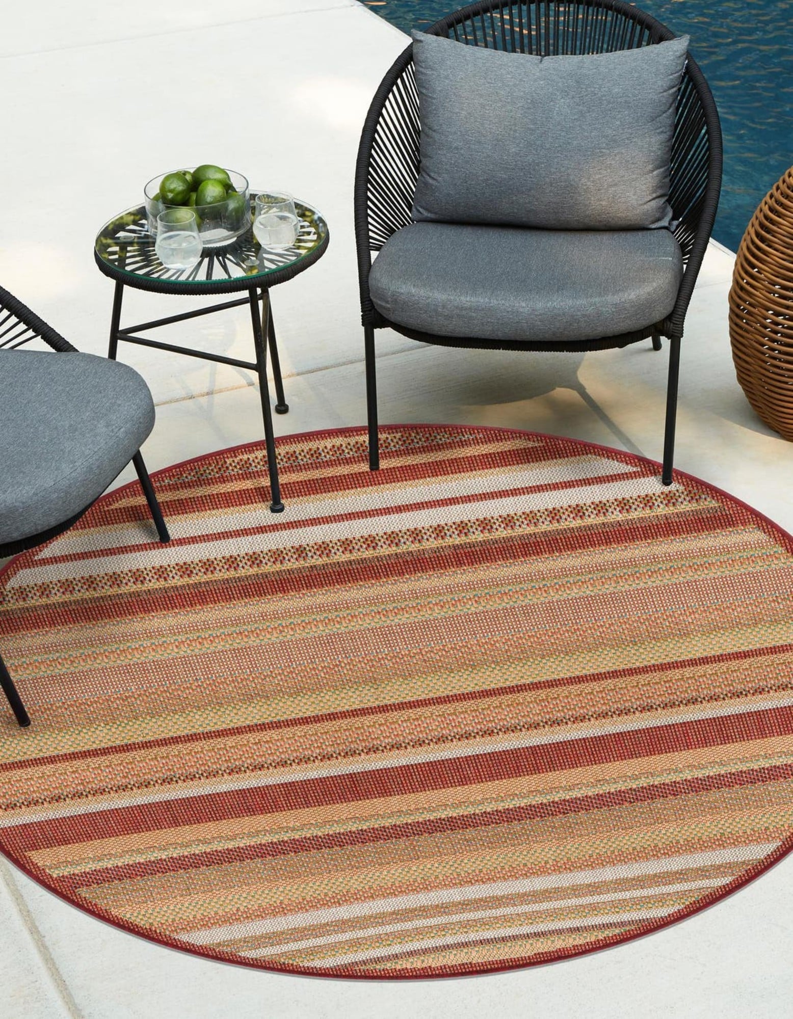 Unique Loom 3176918 Coronado Baja Outdoor 8 x 8 (ft) Loomed Polypropylene Burgundy Round Indoor/Outdoor Stripe Coastal Area rug