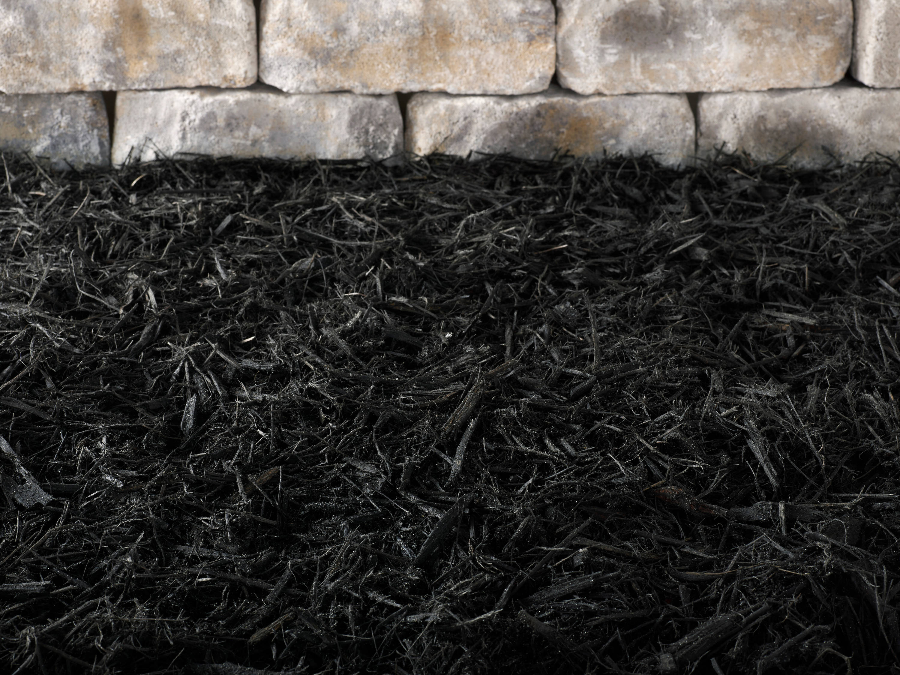 Preen 2-cu ft Midnight Black Mulch Plus Weed Control in the Bagged