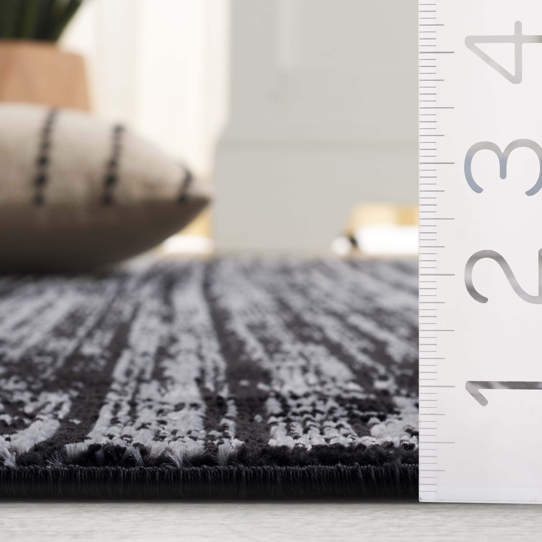 Safavieh MIL238Z-7SQ rugs - View #3
