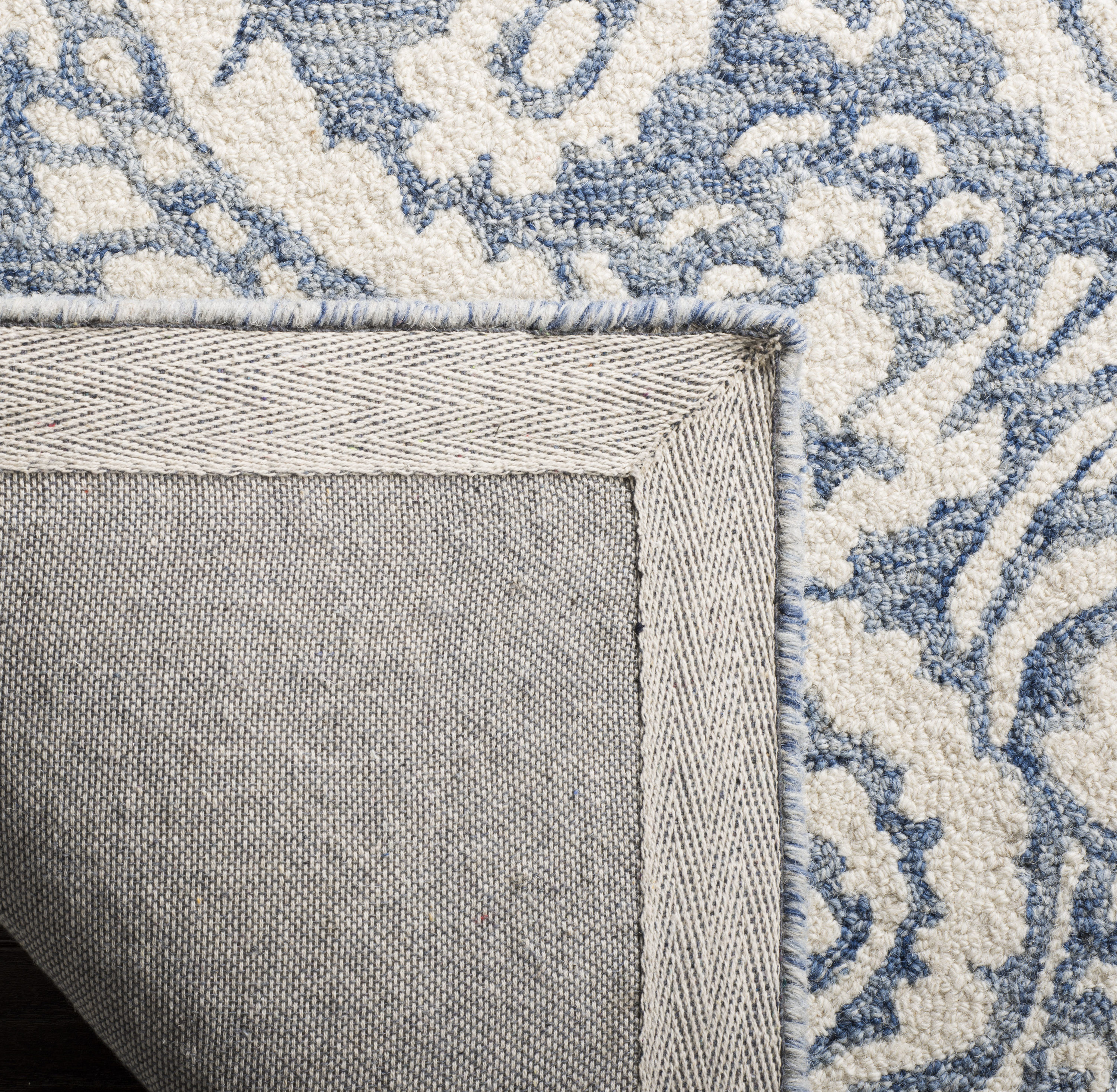 Safavieh BLM106M-5 rugs - View #4