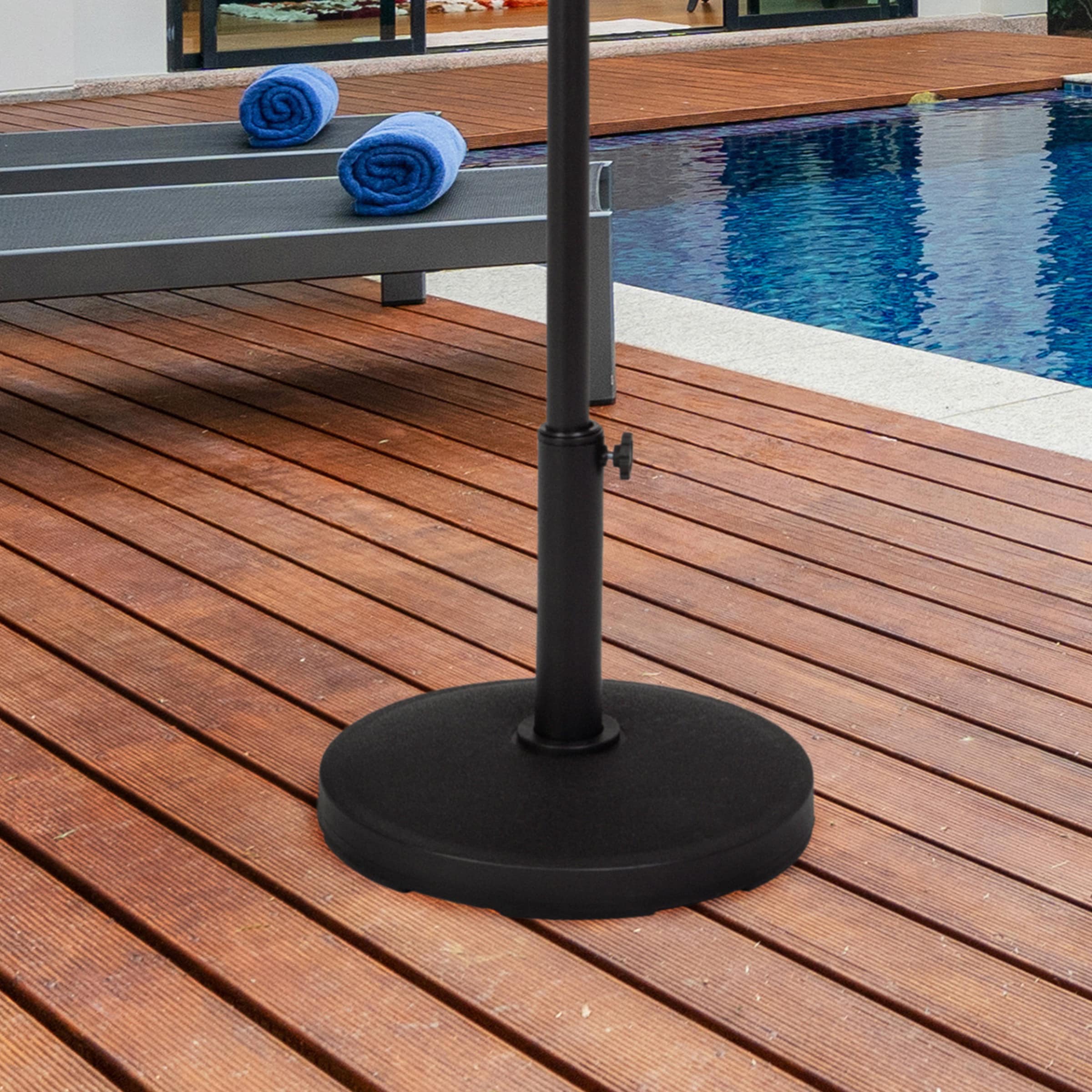 Black Half-Circle Metal Outdoor Patio Umbrella Base