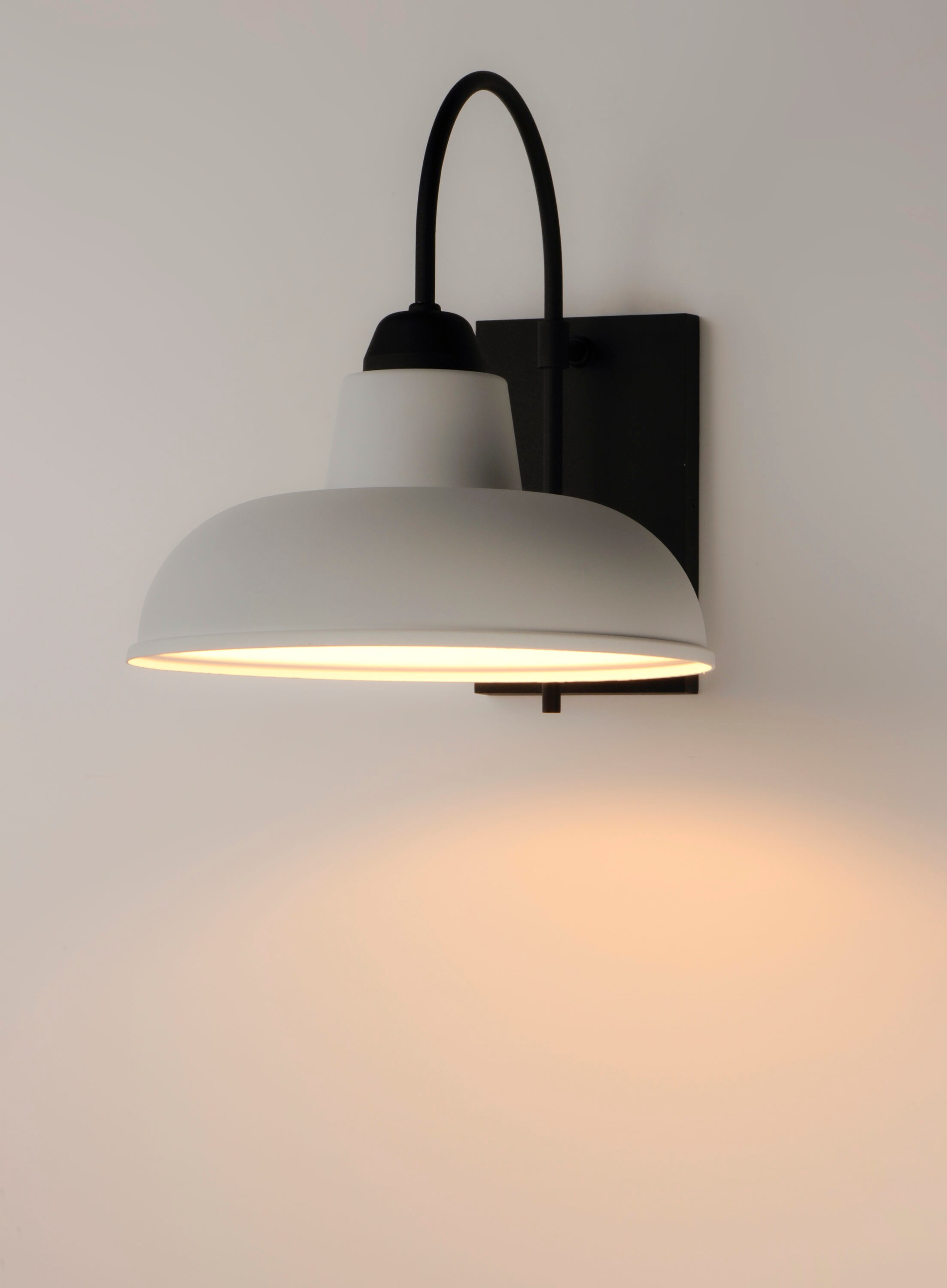 Maxim Lighting 10118WTBK Outdoor-Wall-Lighting - View #3