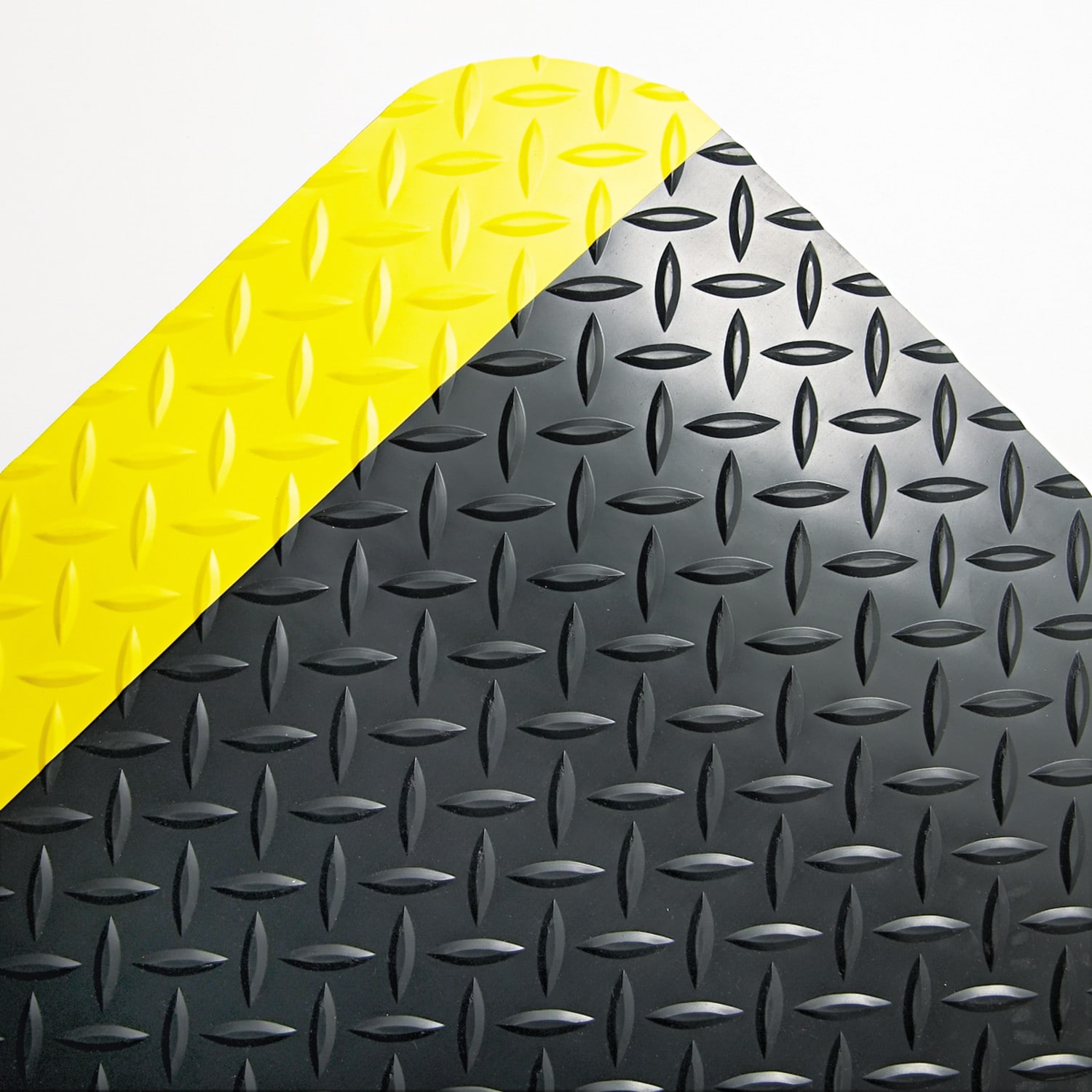 Crown CWNCD0023YB 2-ft x 3-ft Black/Yellow Border Vinyl Rectangular Indoor Anti-fatigue mat