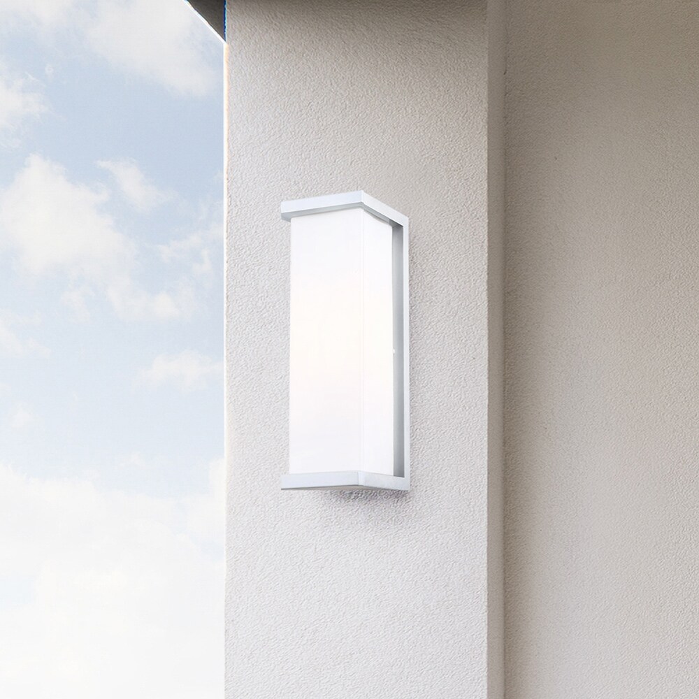 Canarm IOL608WH Outdoor-Wall-Lighting - View #3